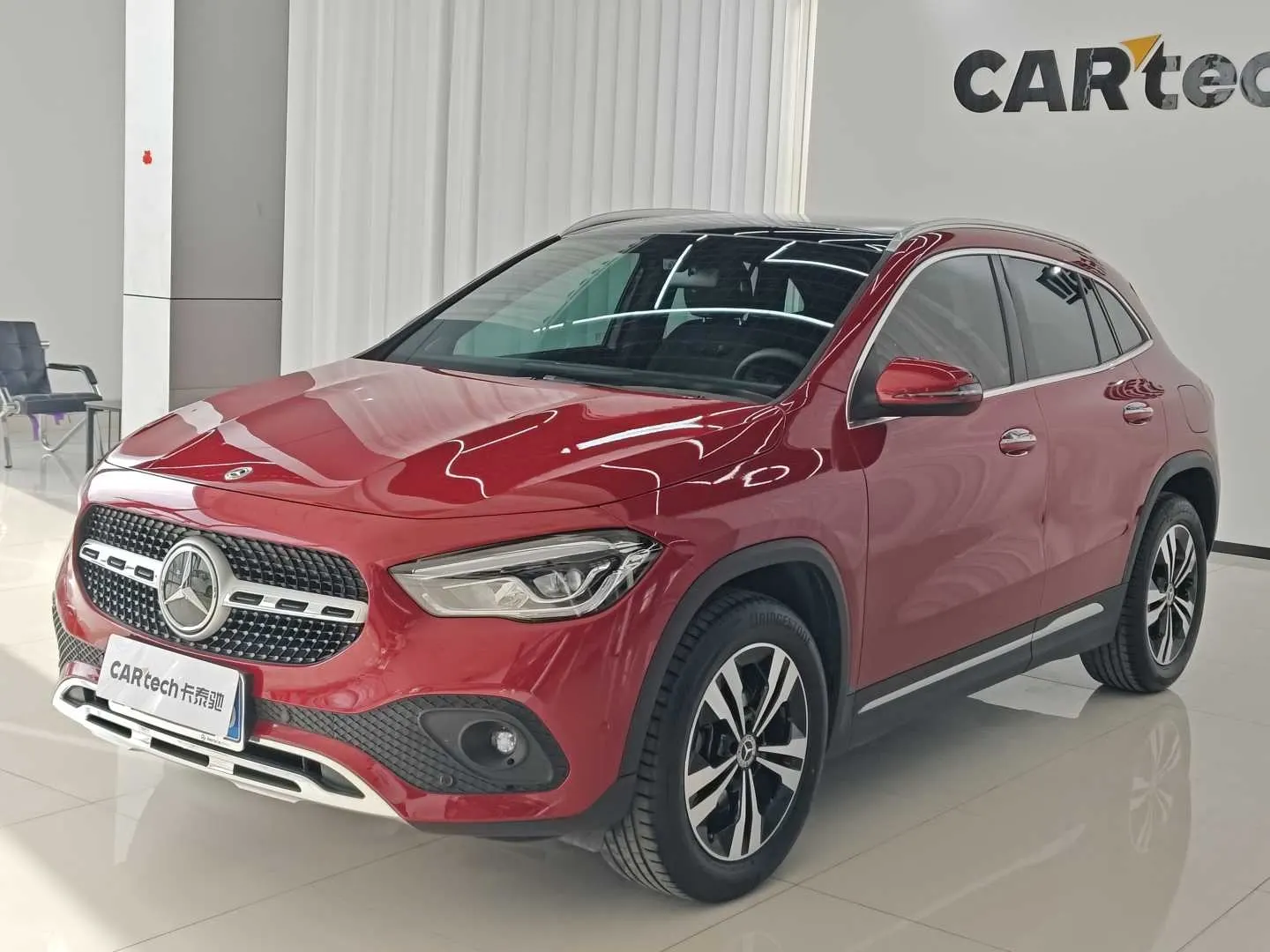 Mercedes-Benz GLA 200