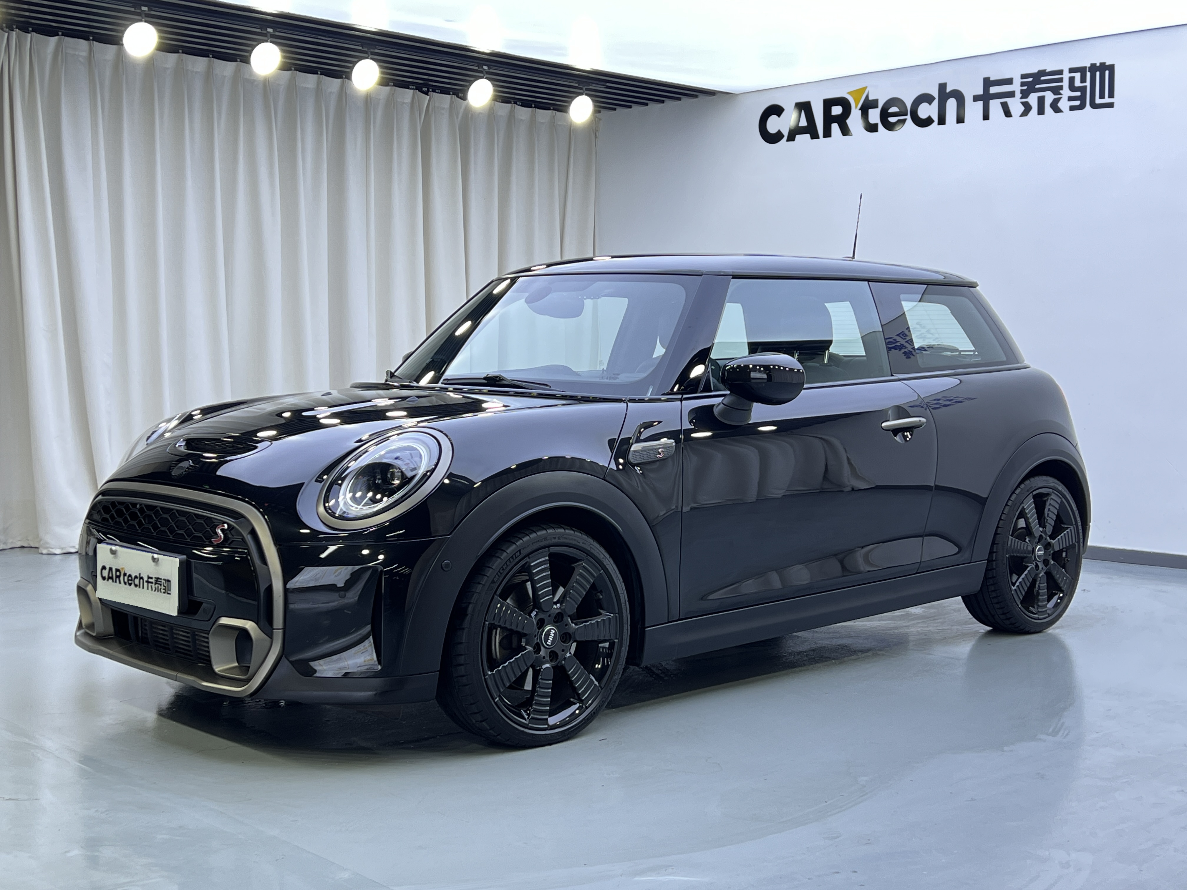 MINI2023款 2.0T COOPER S 国王十字特别版