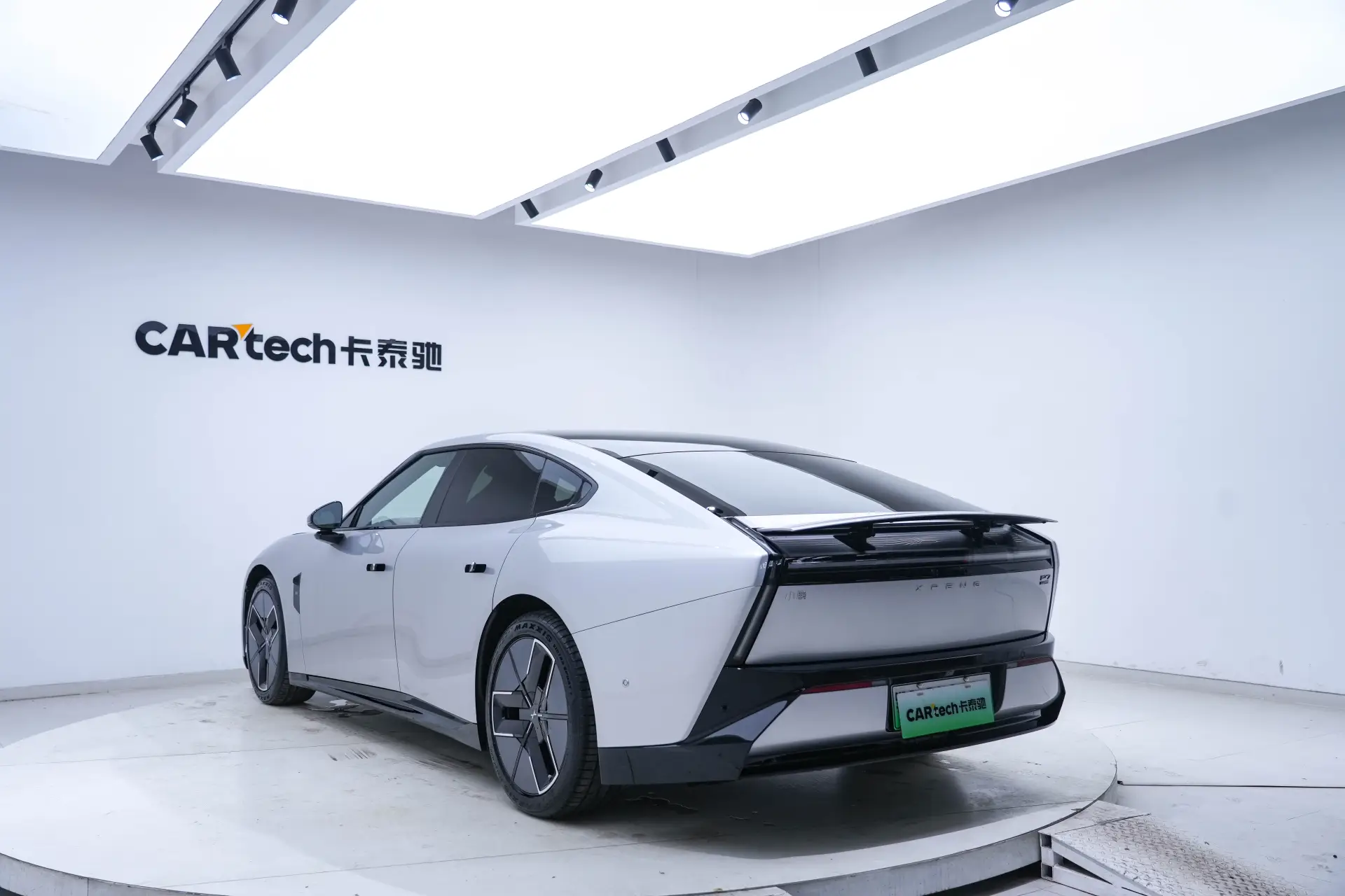 Xpeng P7, 2025 11