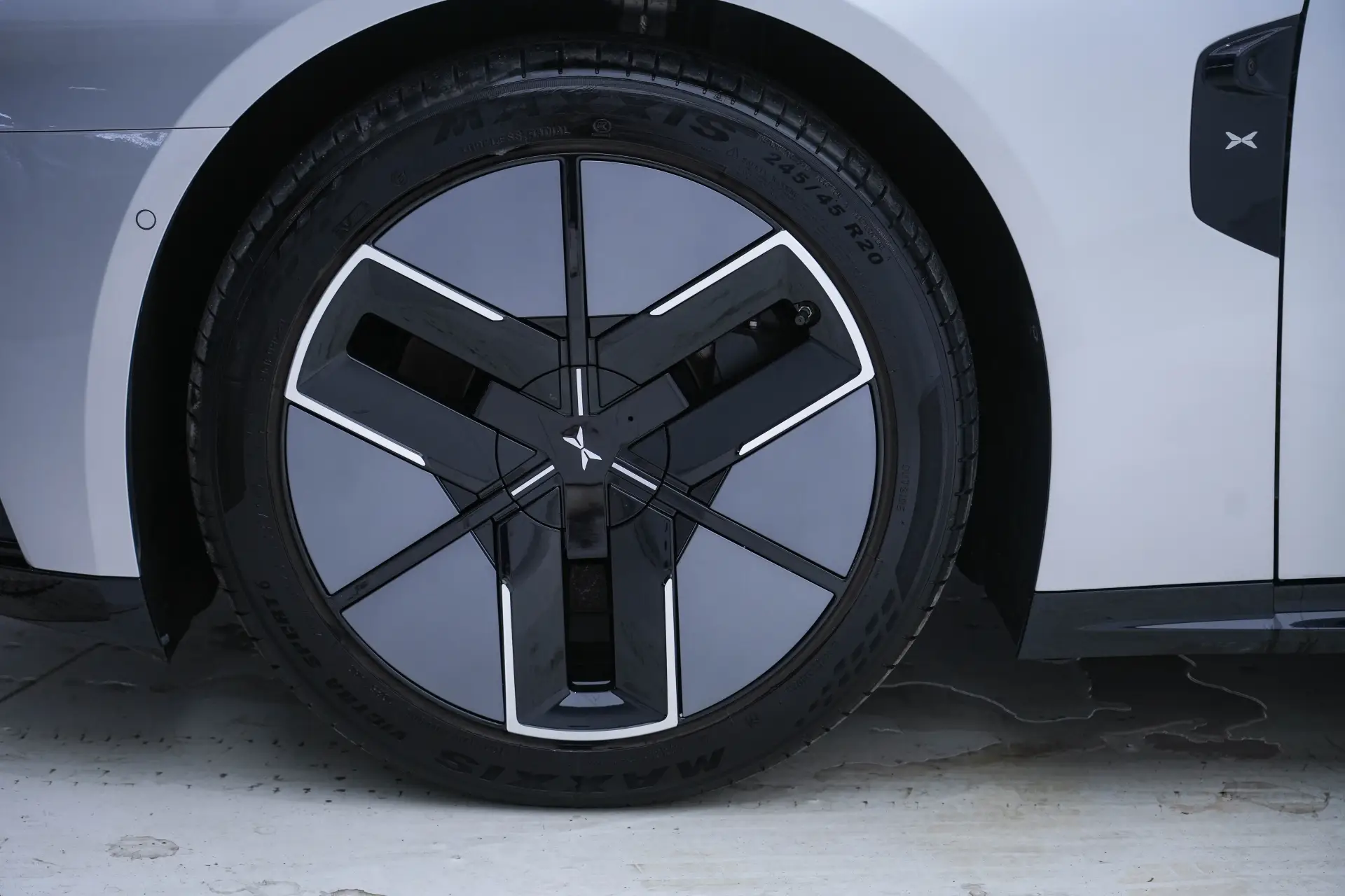 Xpeng P7, 2025 9