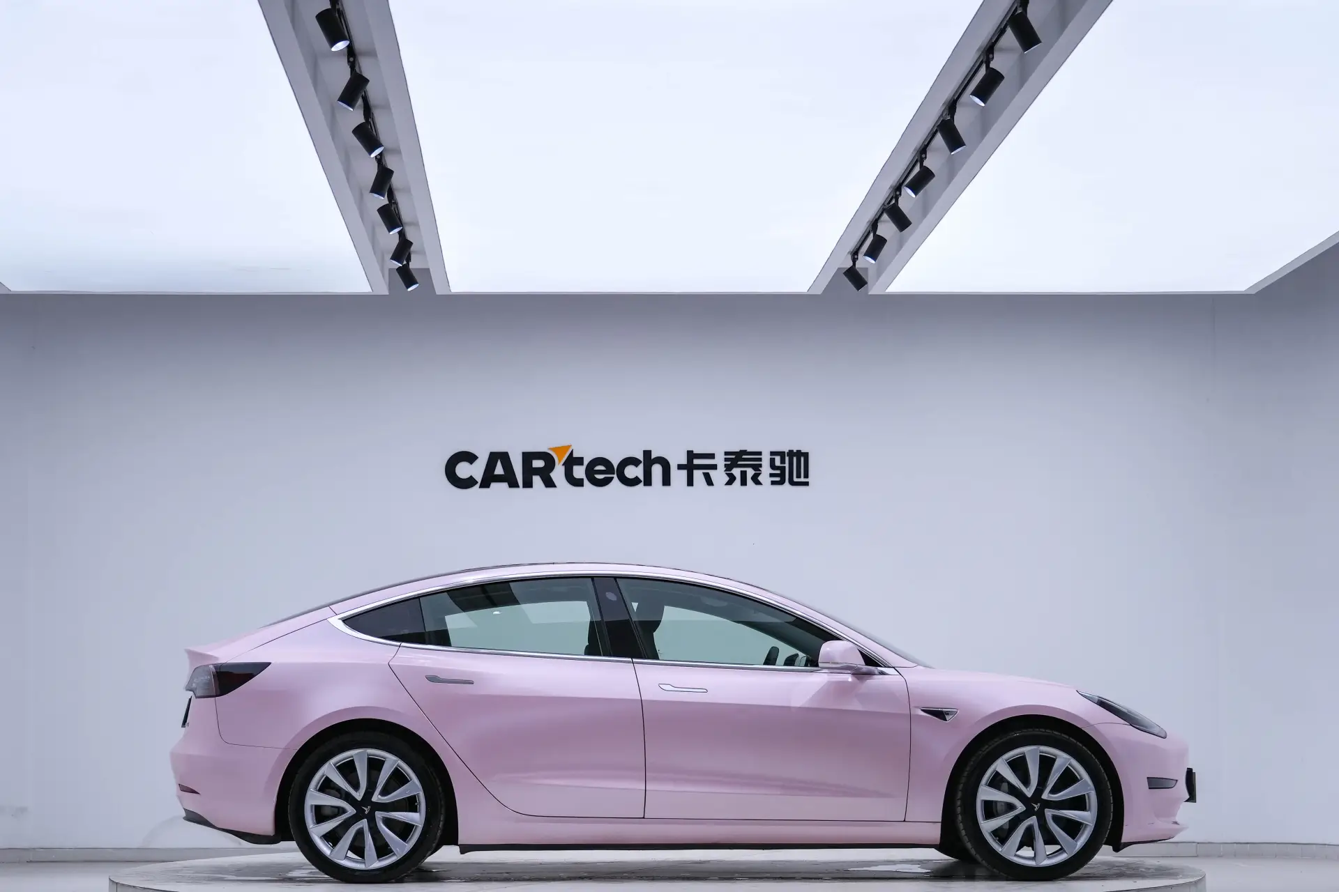 Tesla Model 3, 2020 4
