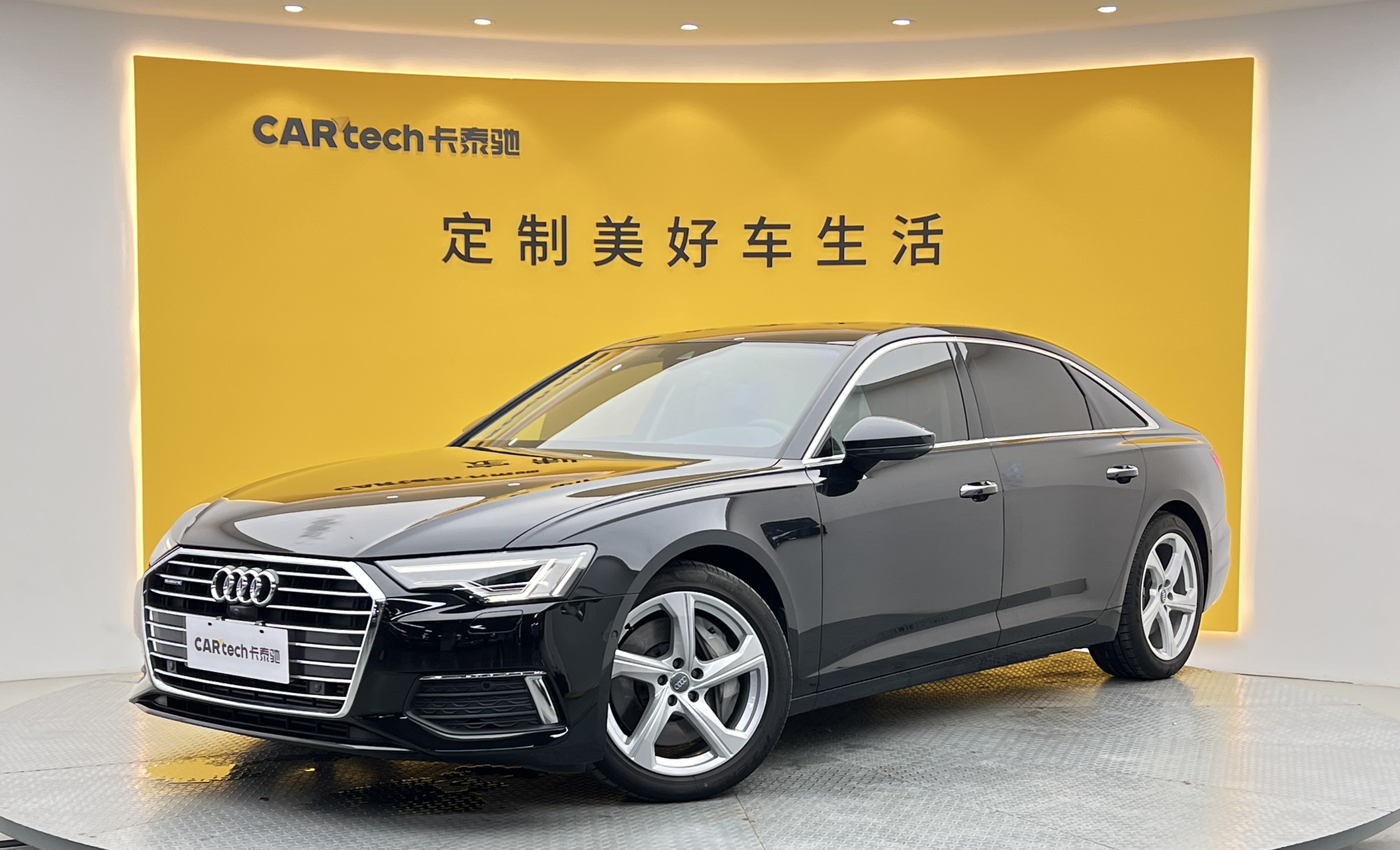 奥迪A6L2019款 55 TFSI quattro 尊享致雅型