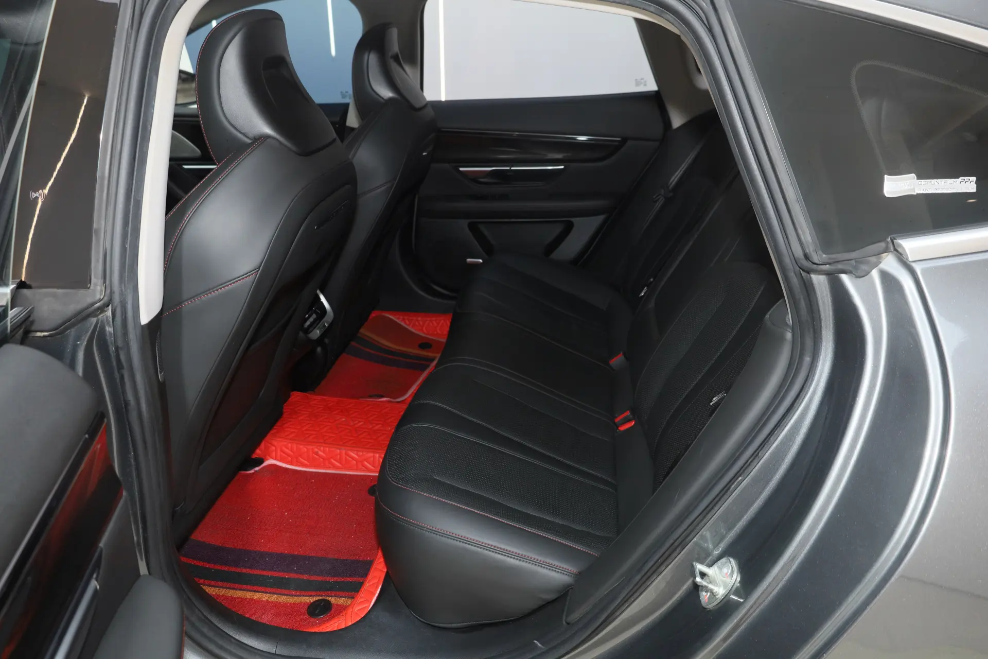 Xpeng P7, 2021 19