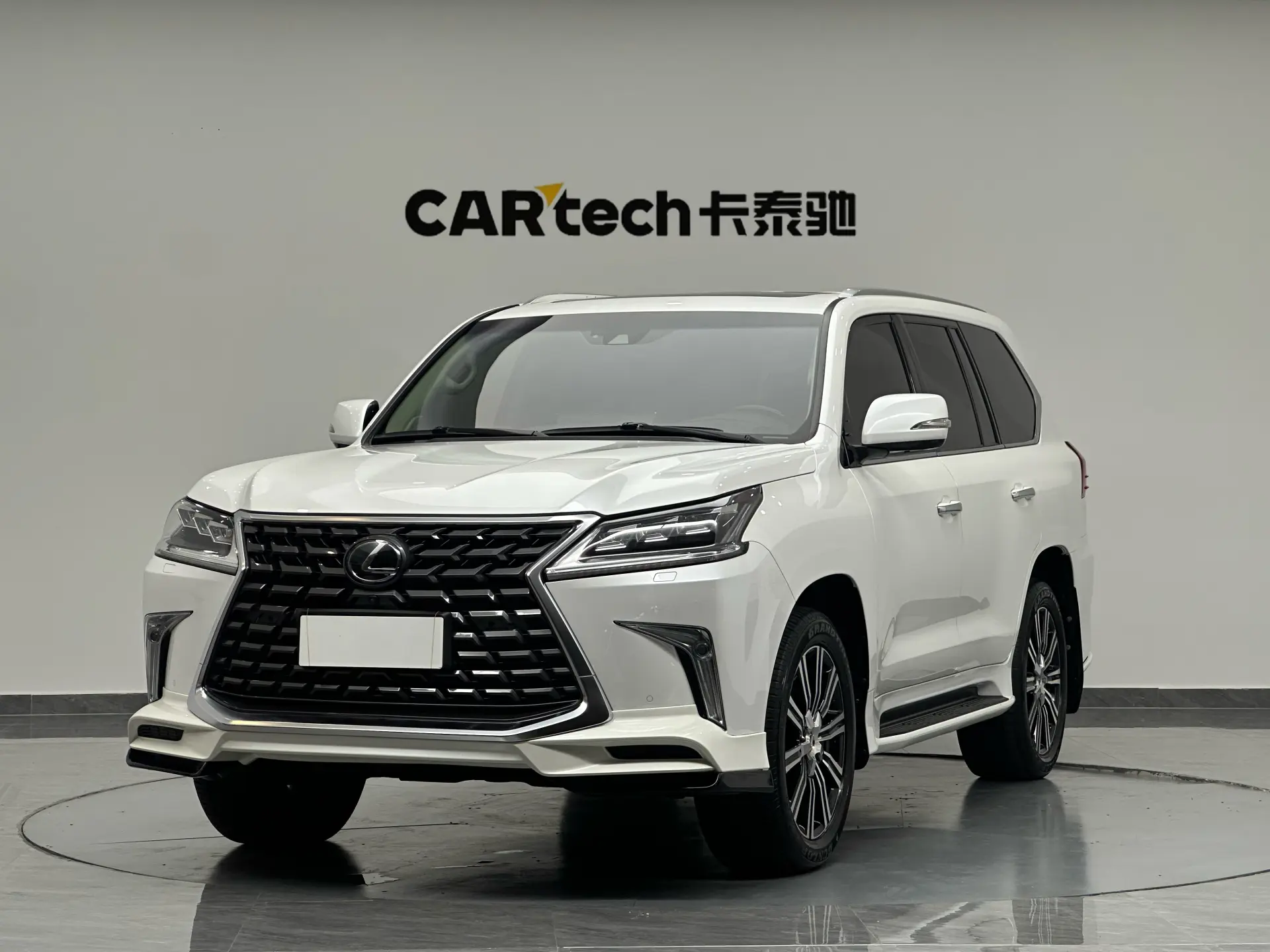 Lexus LX 570