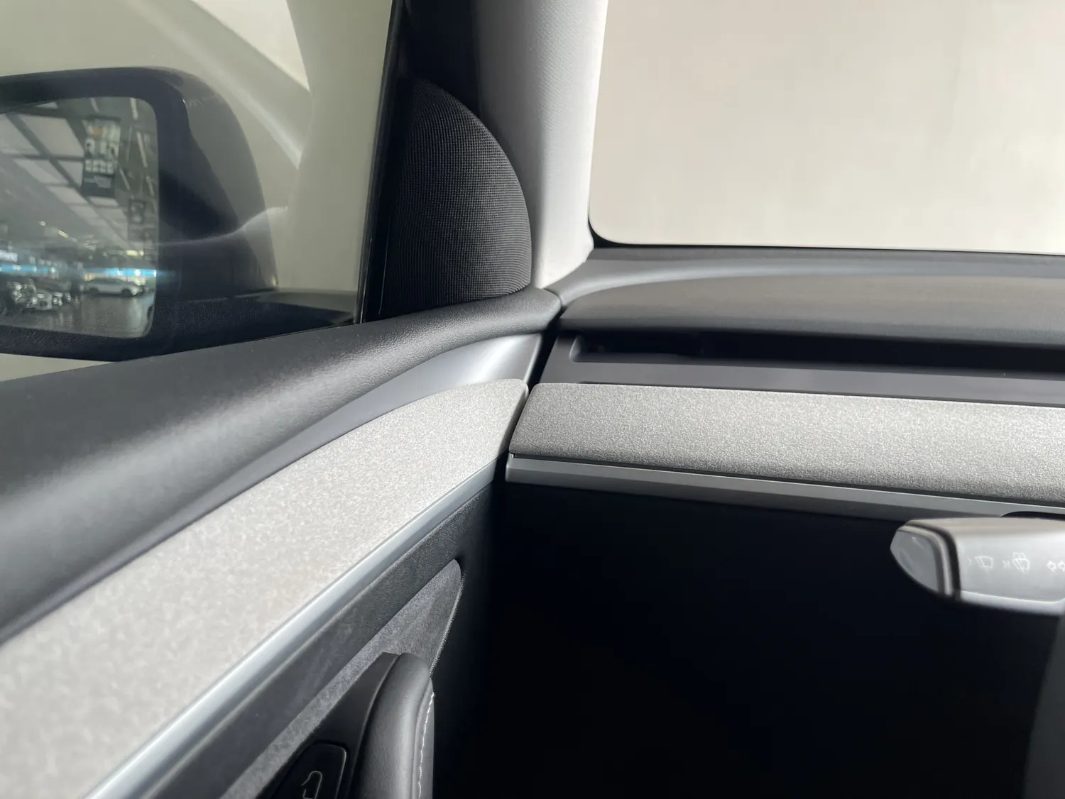 Tesla Model Y, 2024 27