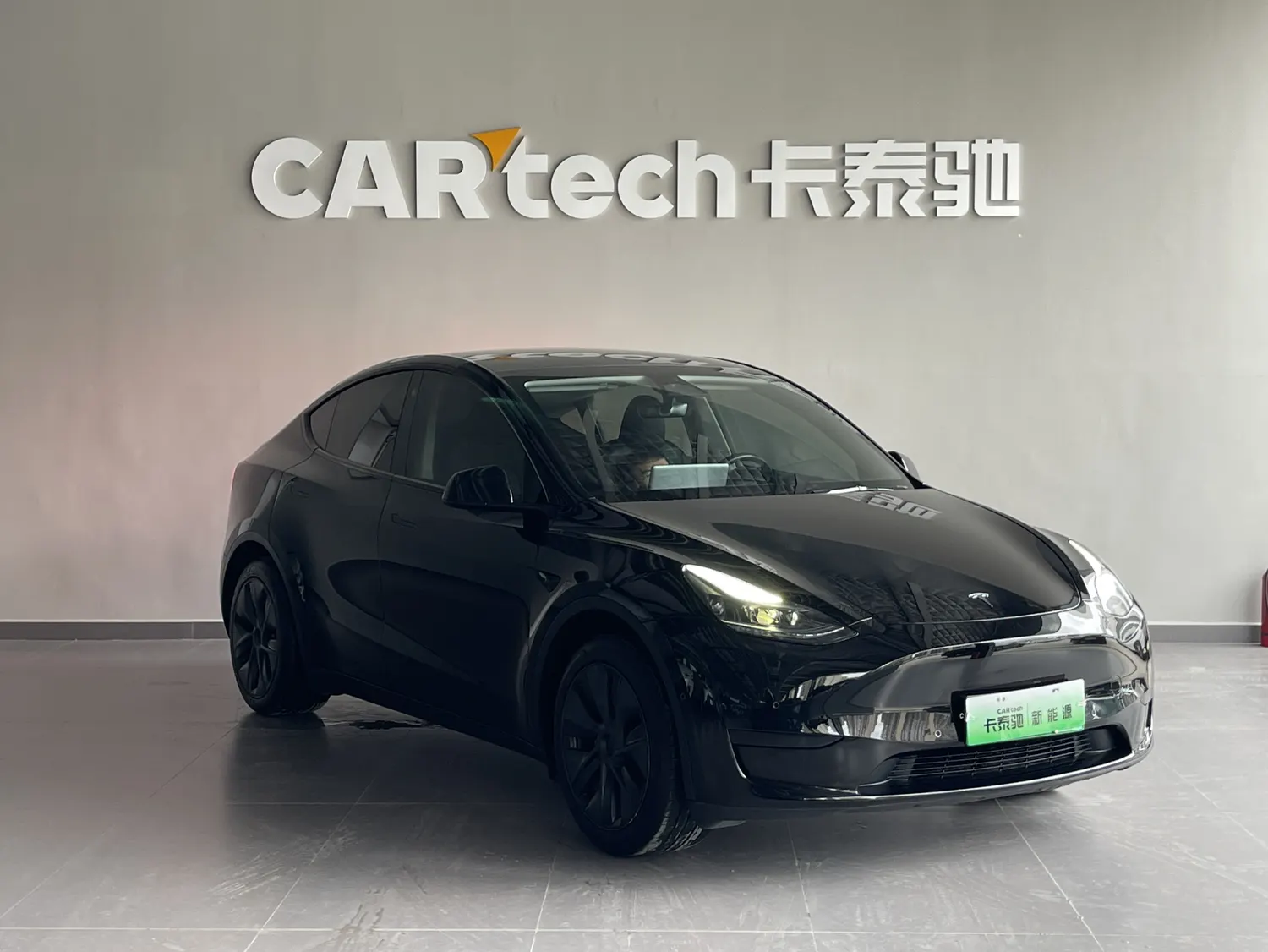 Tesla Model Y, 2024 2
