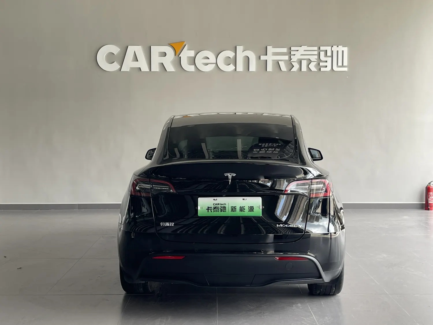 Tesla Model Y, 2024 все фото