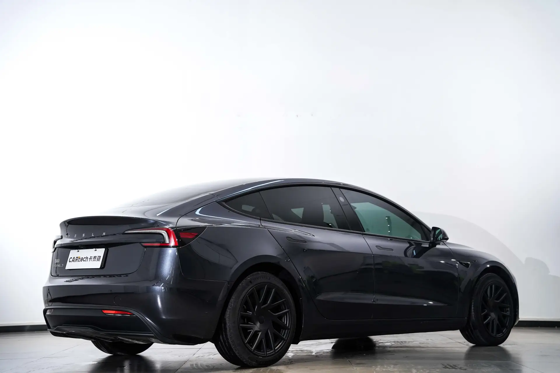 Tesla Model 3, 2024 3