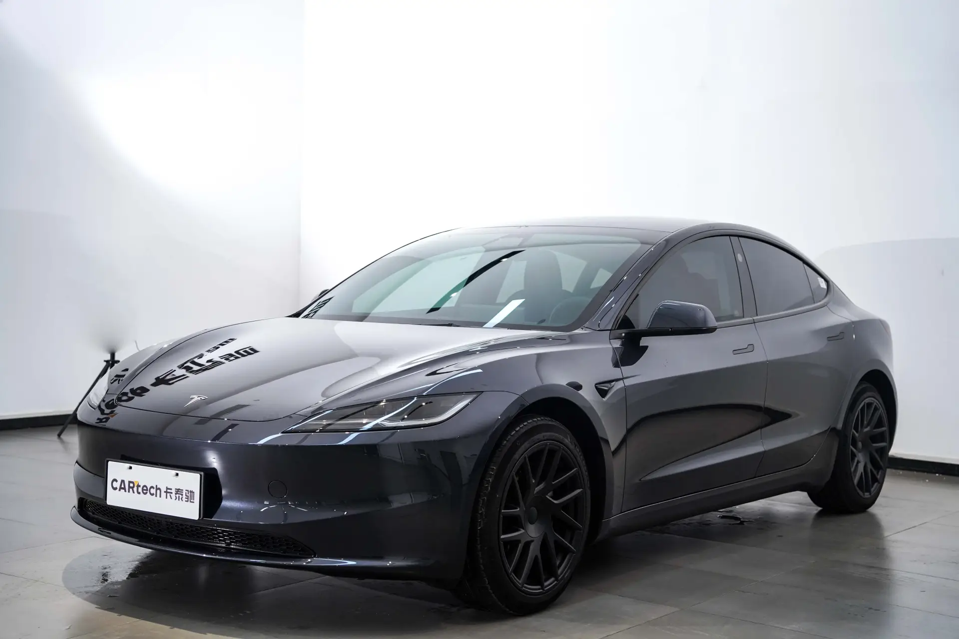 Tesla Model 3, 2024 9