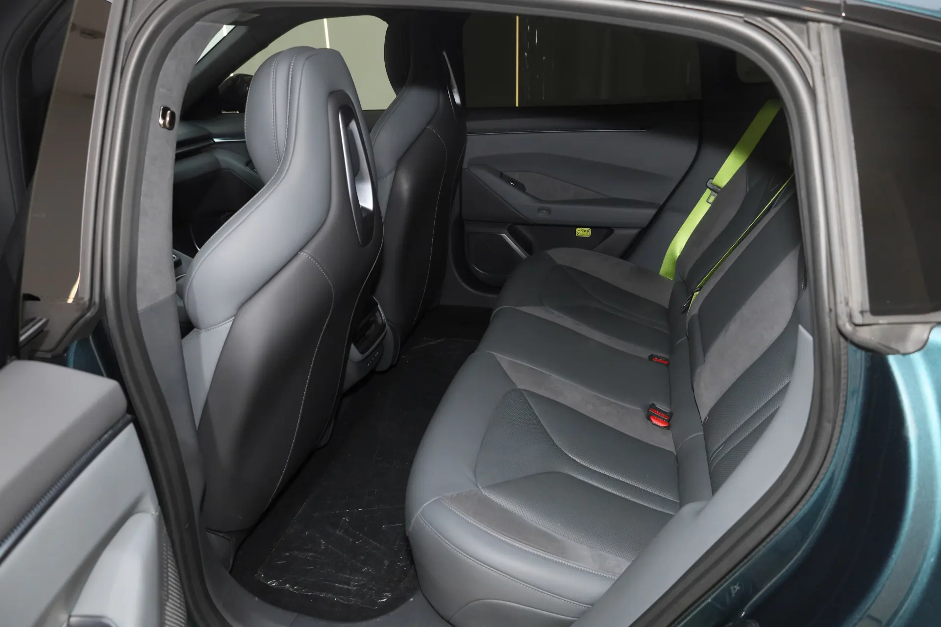 Xpeng P7, 2025 20