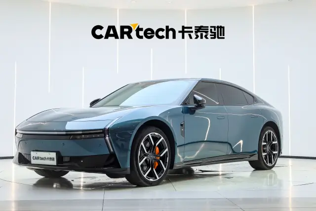 小鹏汽车 小鹏P7 2025款 820km 超长续航Ultra