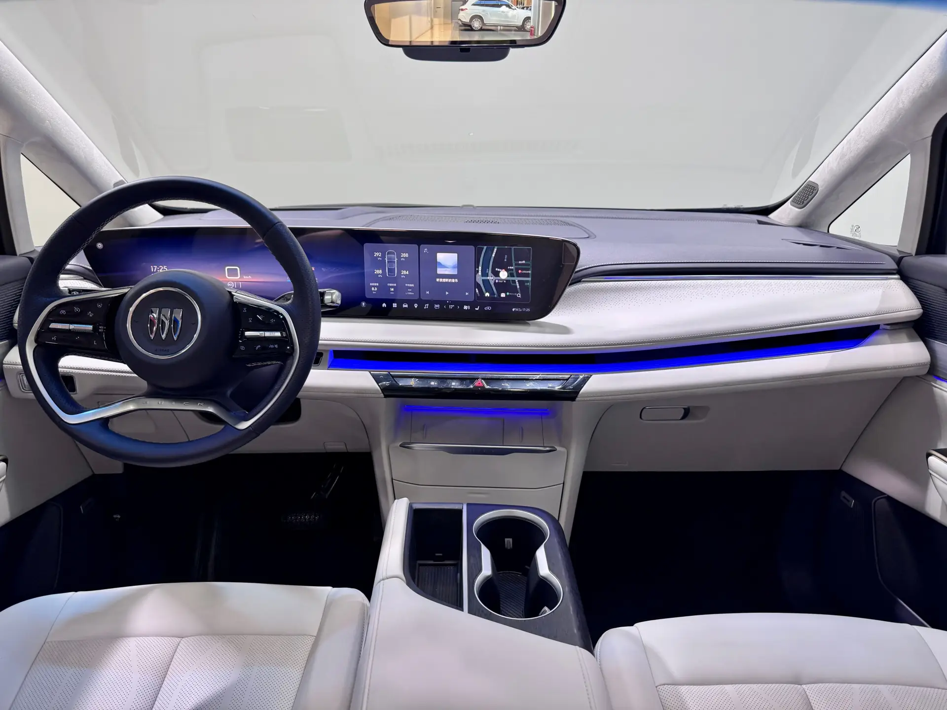 Buick GL8, 2025 9