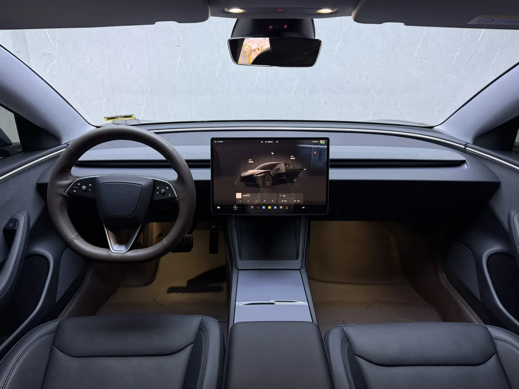 Tesla Model 3, 2025 7