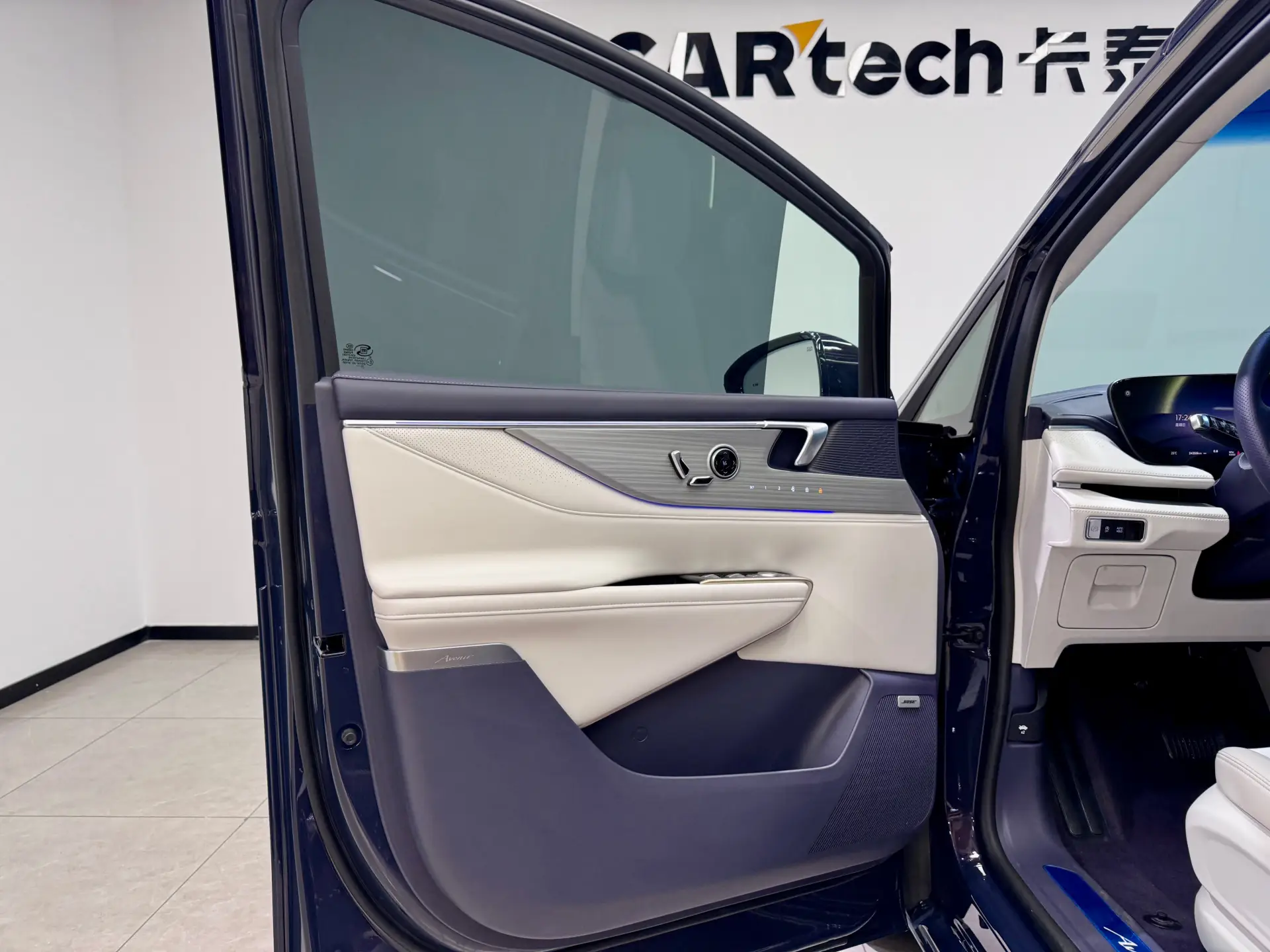 Buick GL8, 2025 все фото