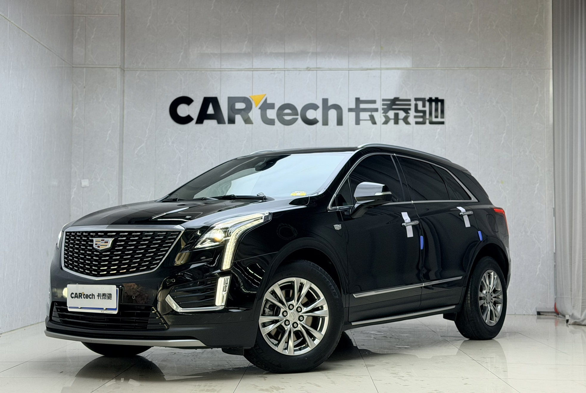 凯迪拉克XT52023款 2.0T 两驱风尚型