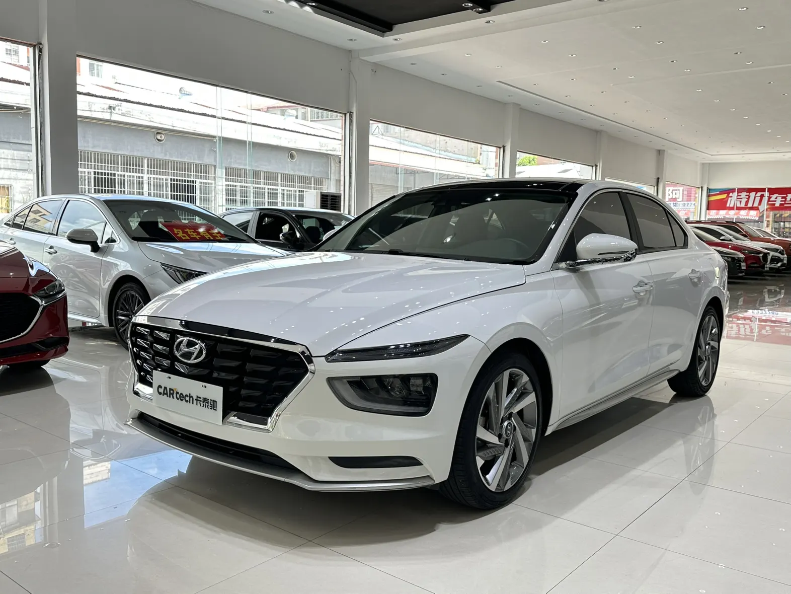 Hyundai Mistra