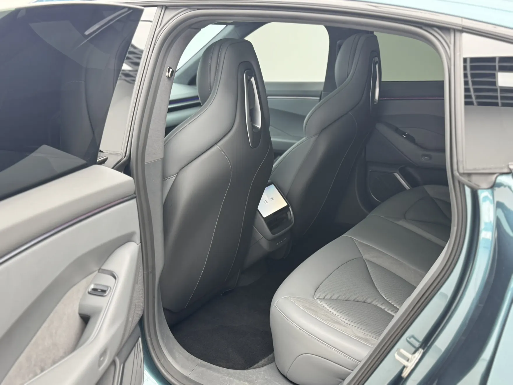 Xpeng P7, 2025 13
