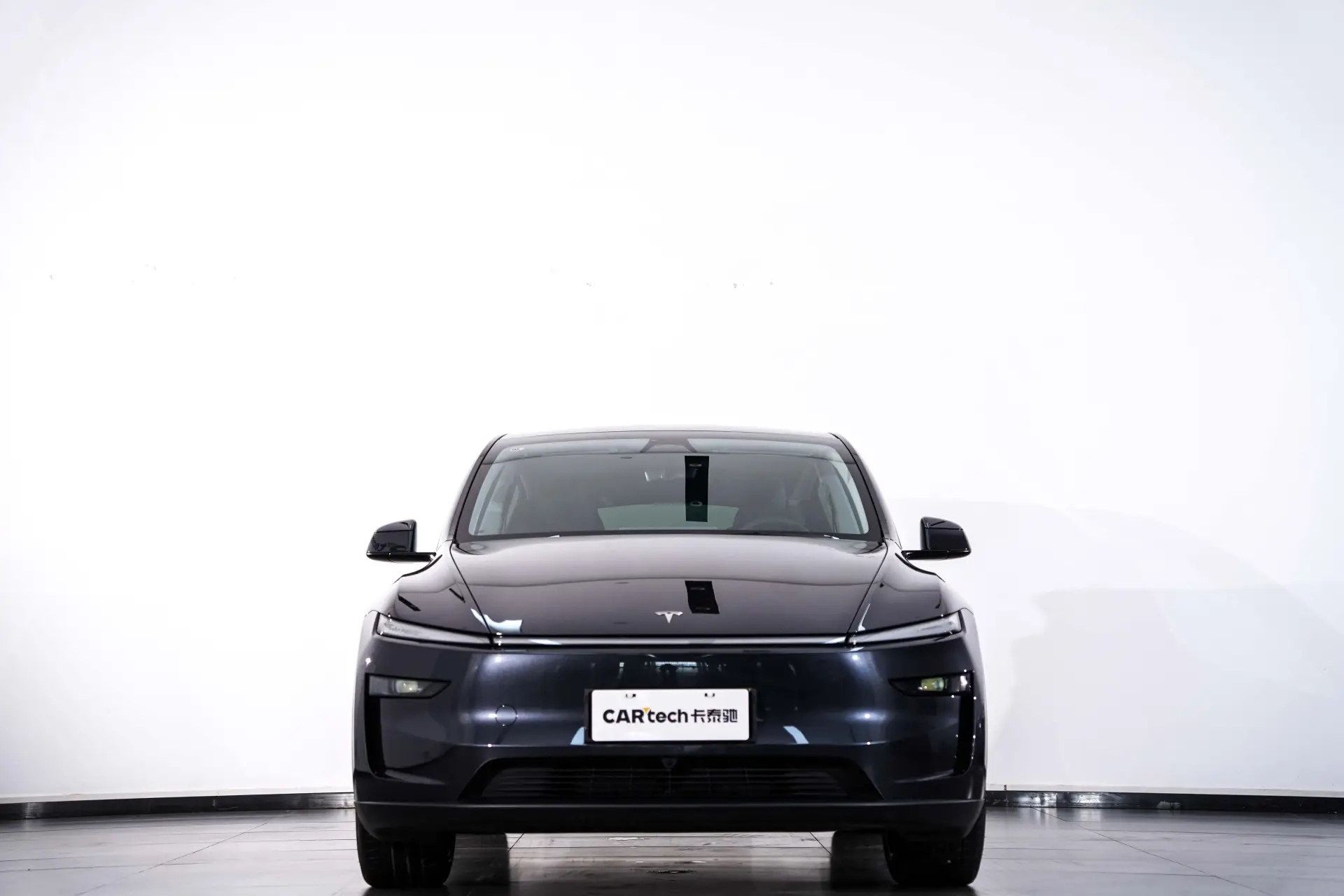 Tesla Model Y, 2025 2