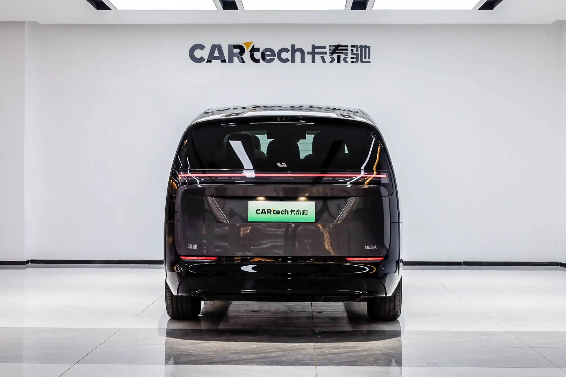 Li Auto MEGA, 2024 3
