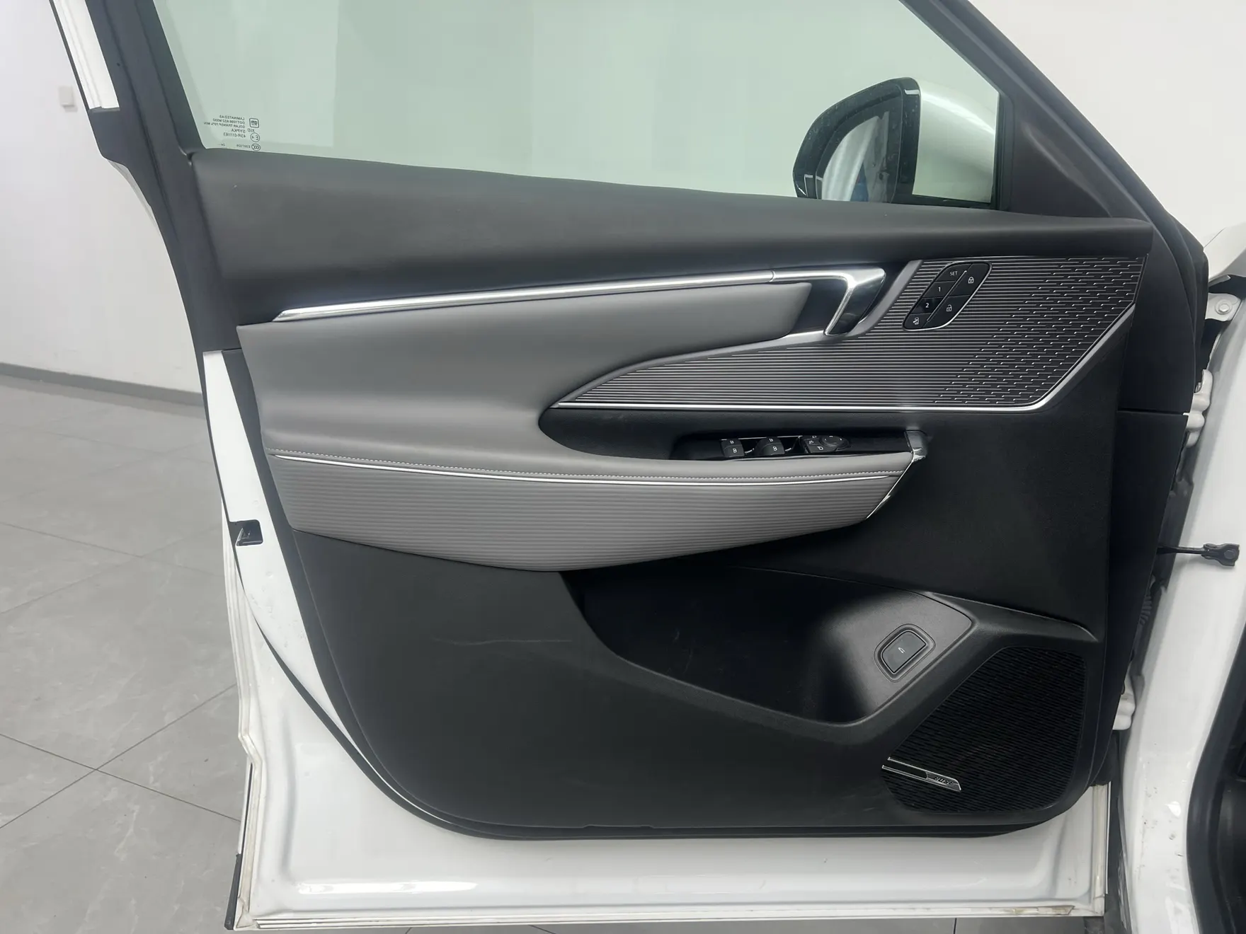 Buick E5, 2025 10