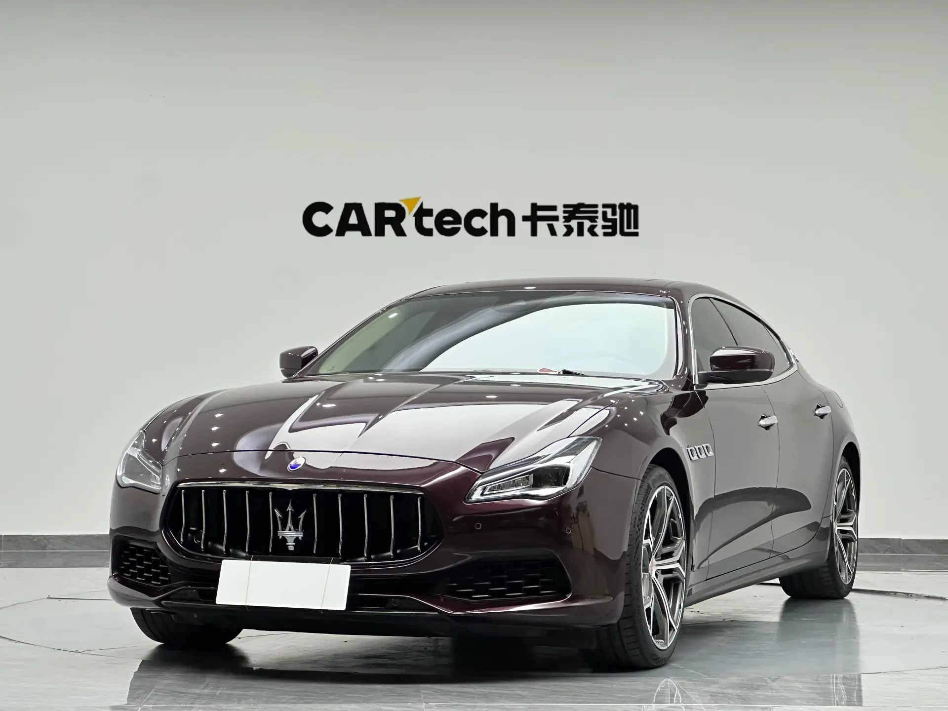Maserati Quattroporte