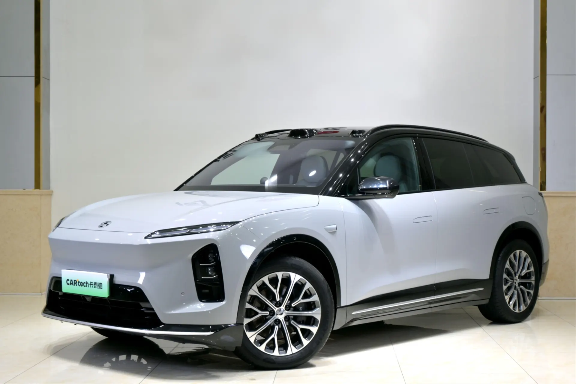 NIO ES6