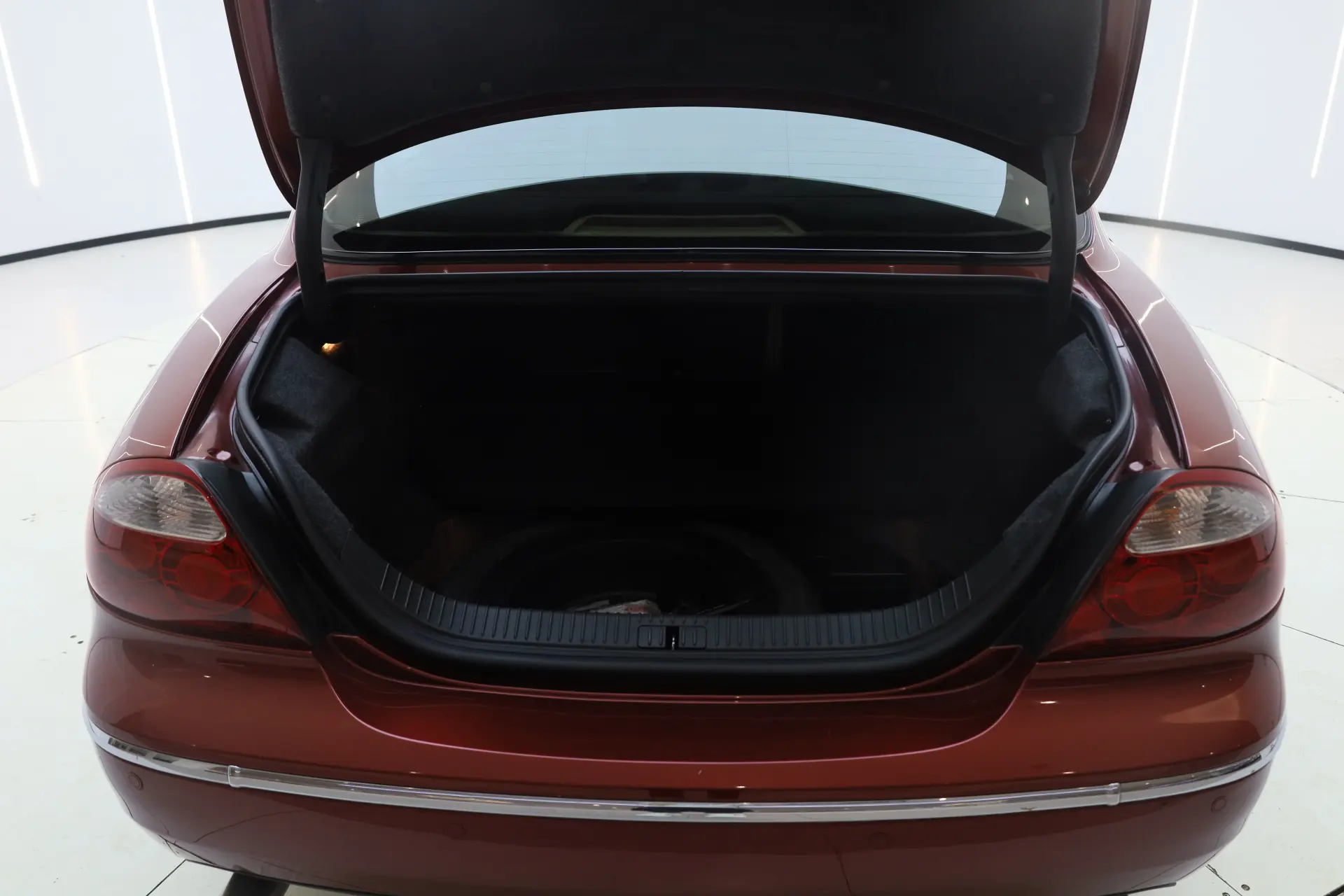 Jaguar S-TYPE, 2005 13