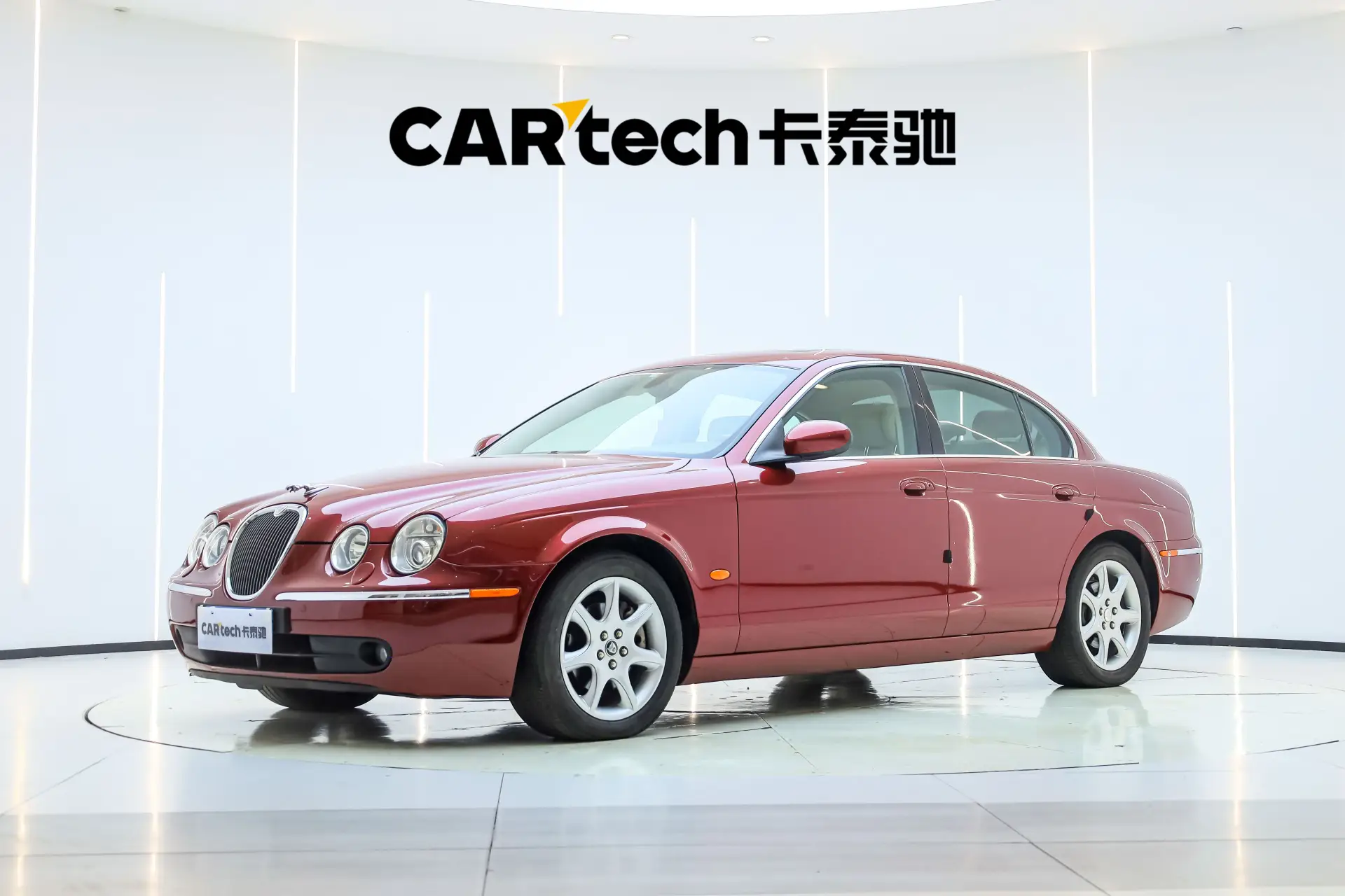 Jaguar S-TYPE