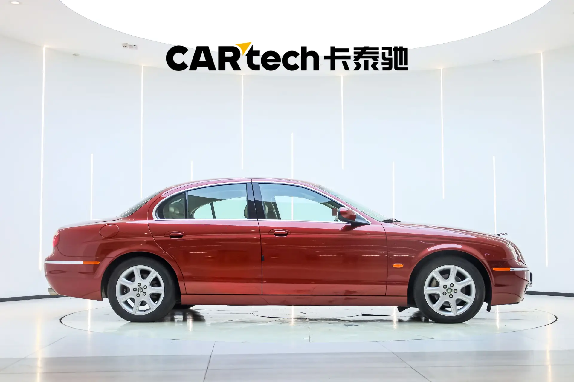 Jaguar S-TYPE, 2005 4
