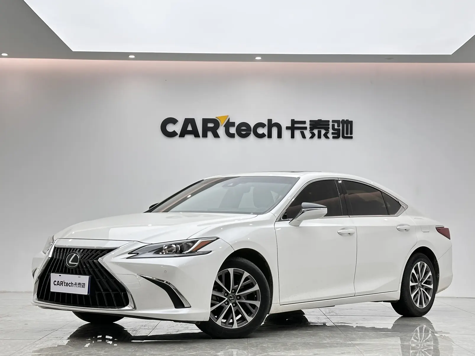 Lexus ES 200