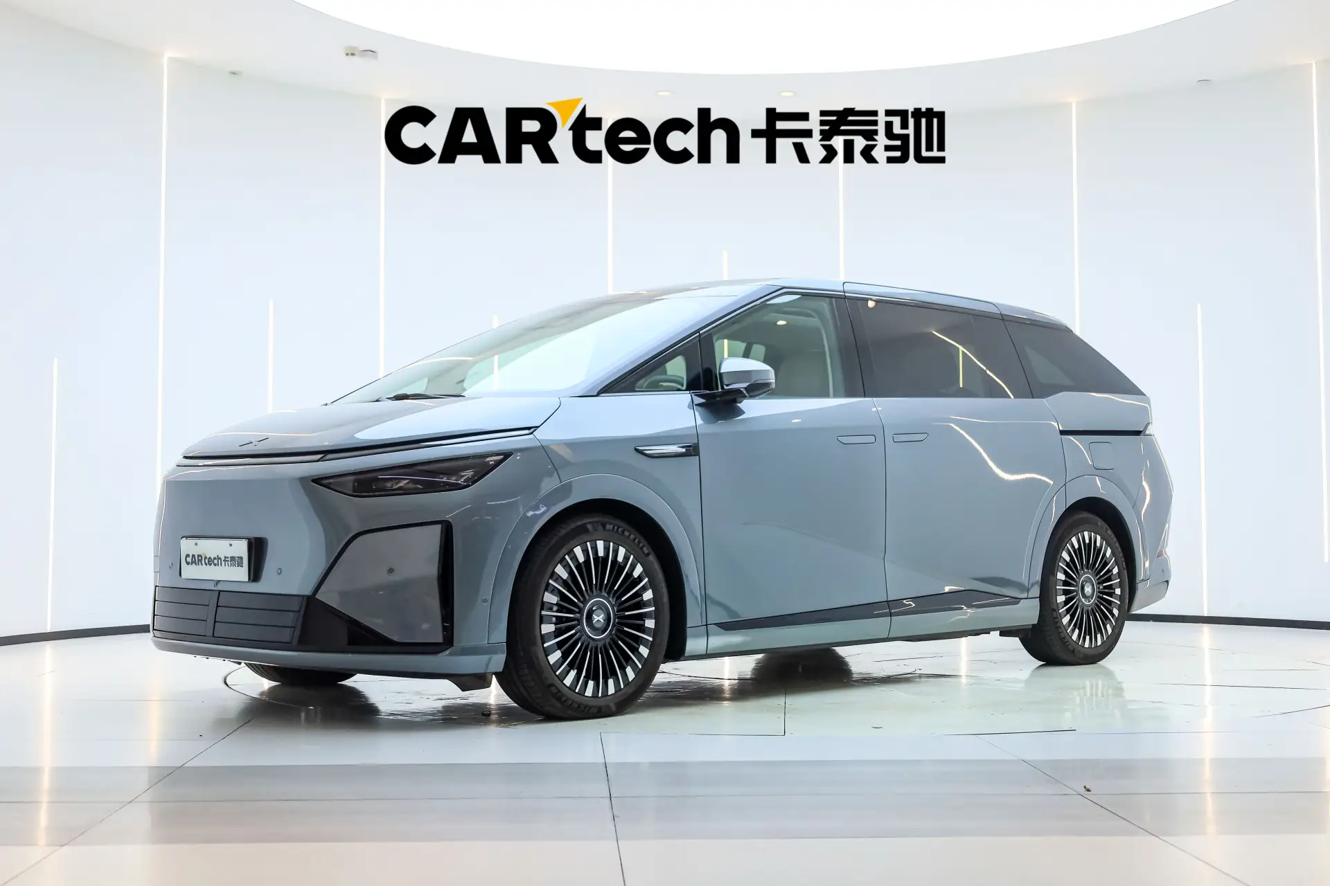 Xpeng X9, 2025 1