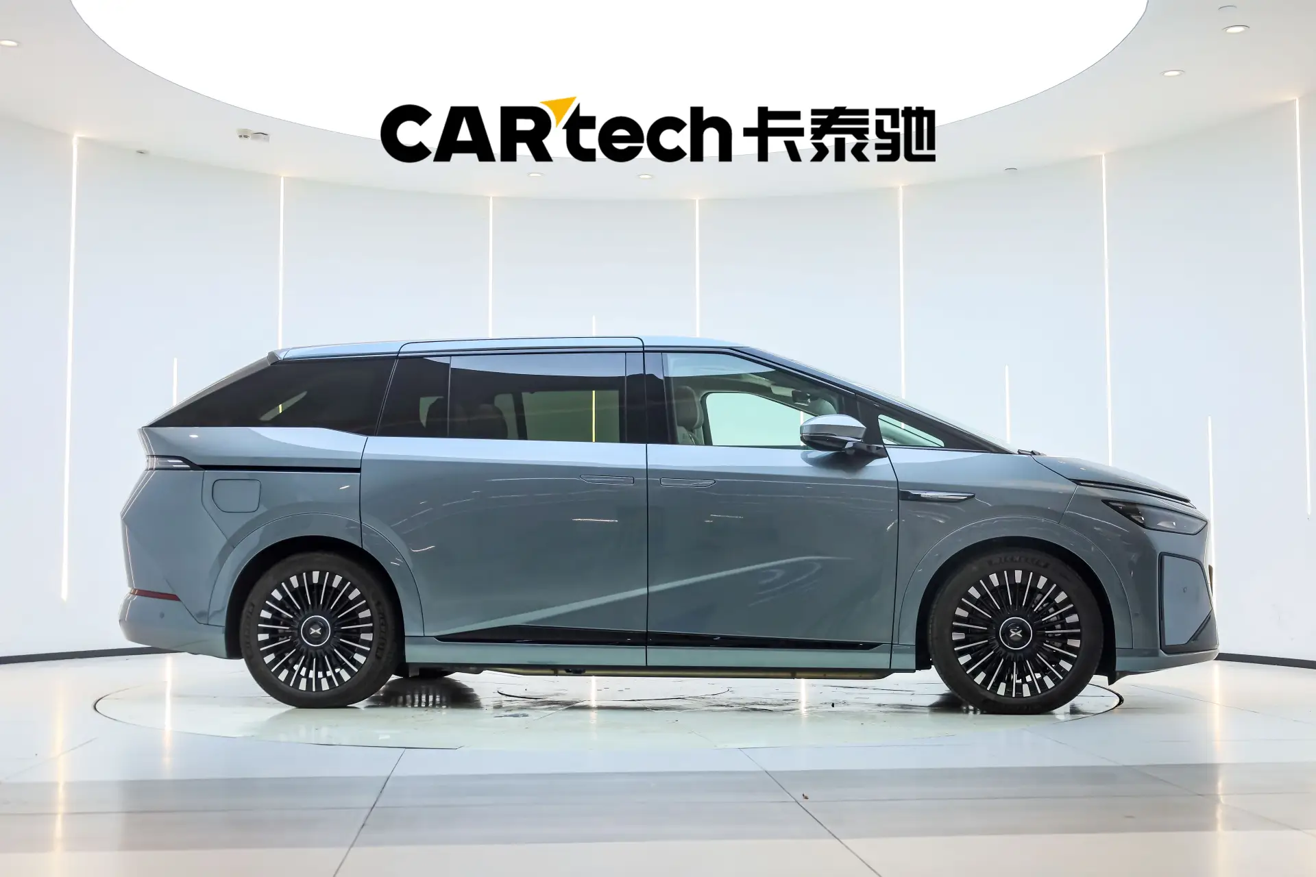 Xpeng X9, 2025 4