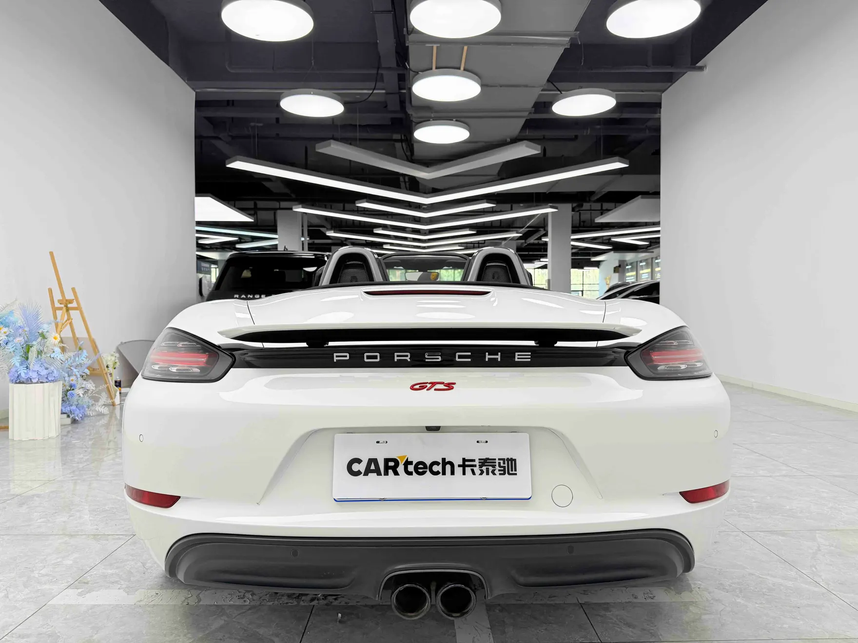 Porsche Boxster, 2020 все фото