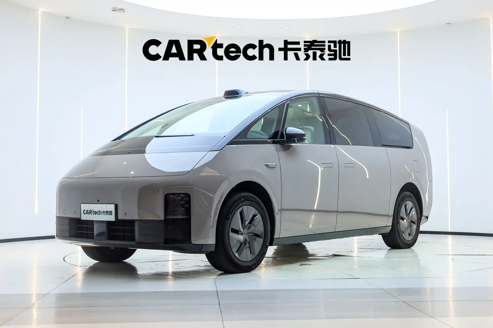 Li Auto MEGA, 2024 12