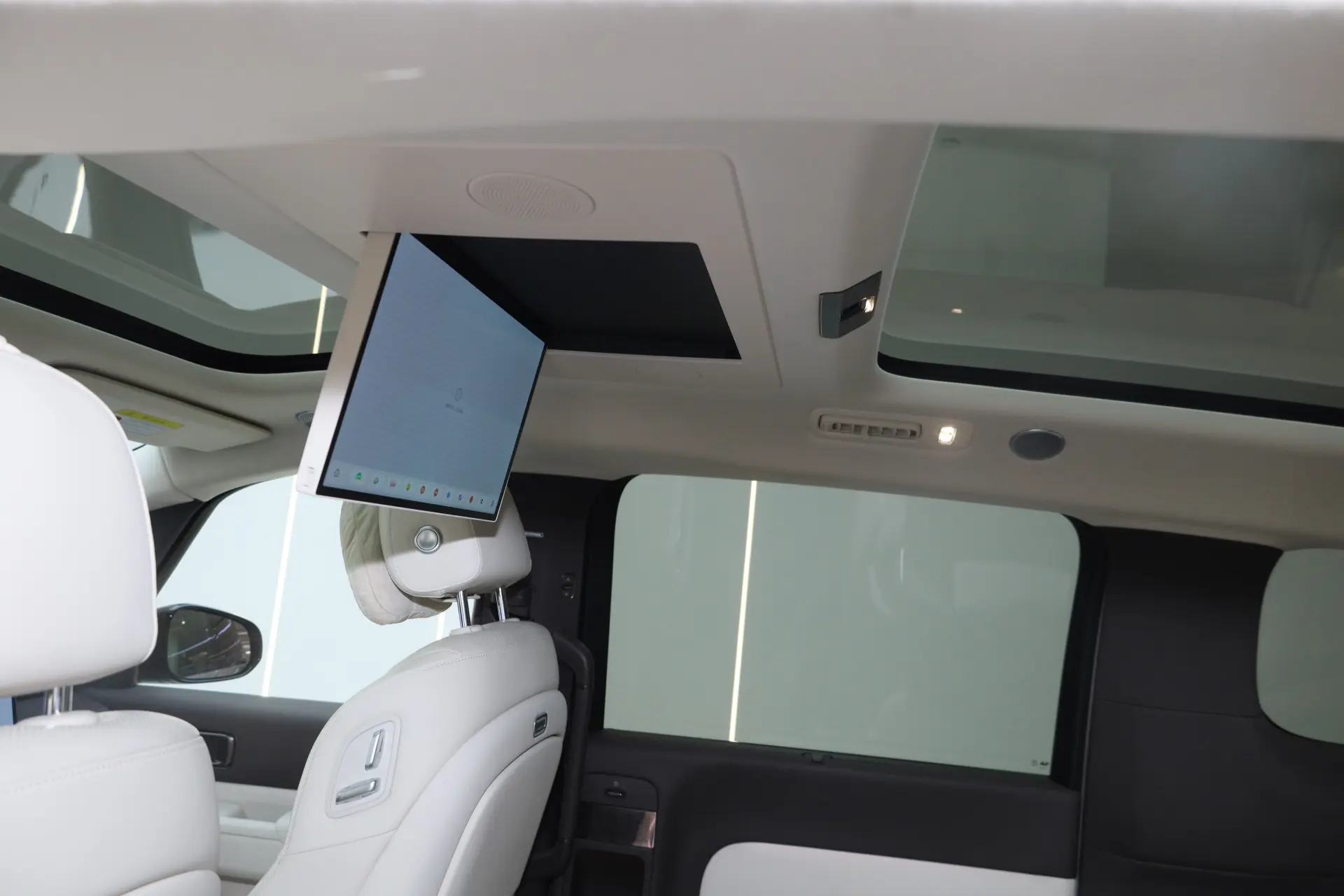 Li Auto MEGA, 2024 24
