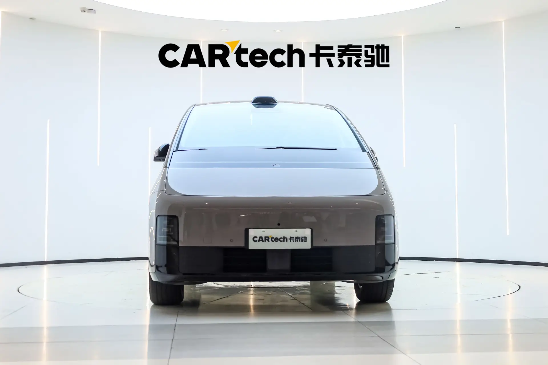 Li Auto MEGA, 2024 11