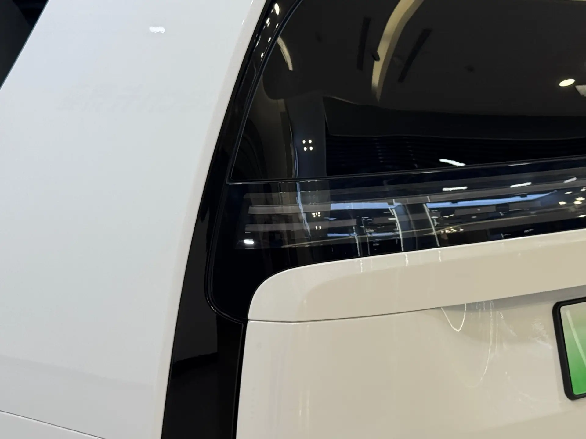 Li Auto MEGA, 2025 4