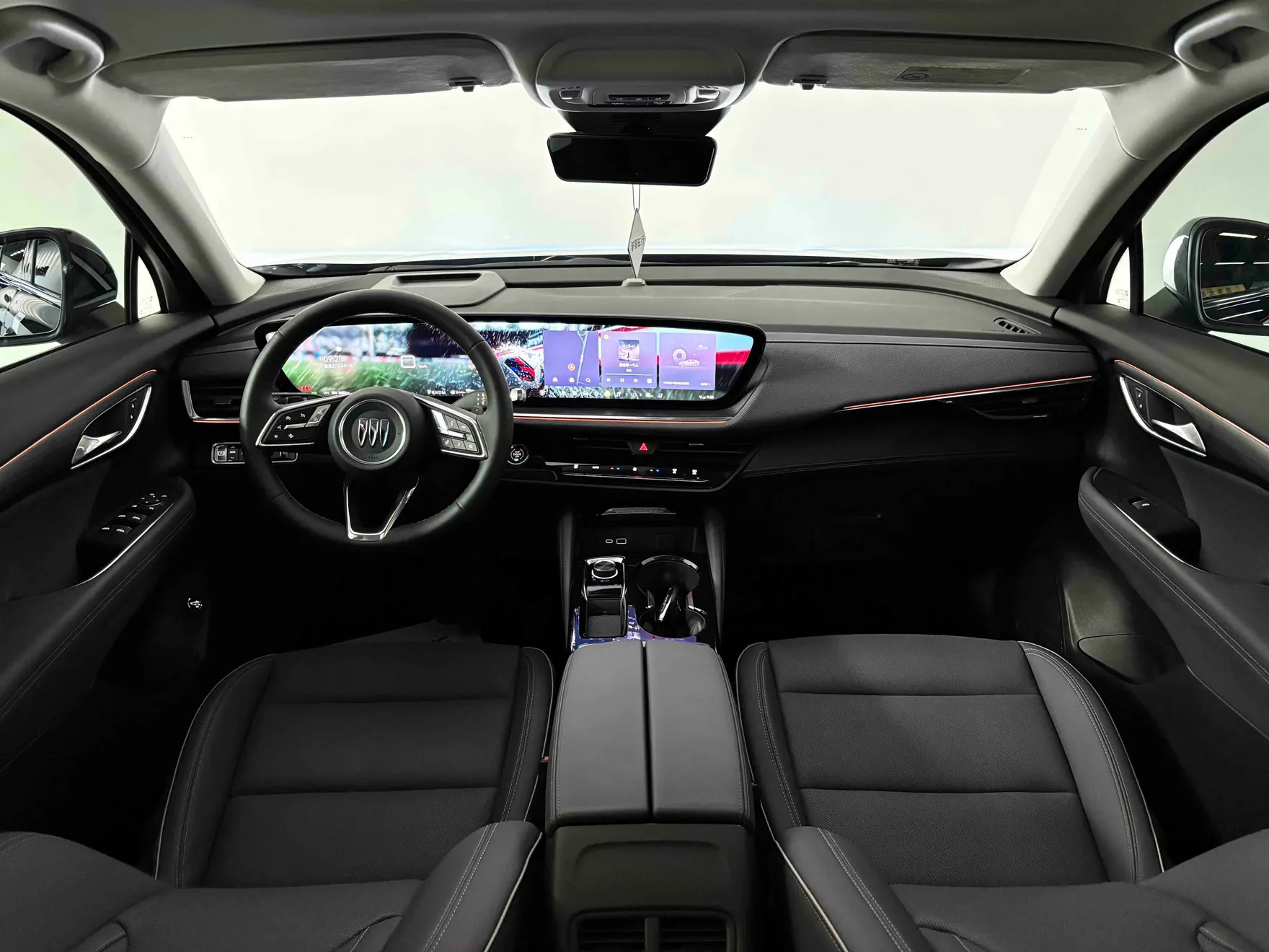 Buick Envision Plus, 2026 11