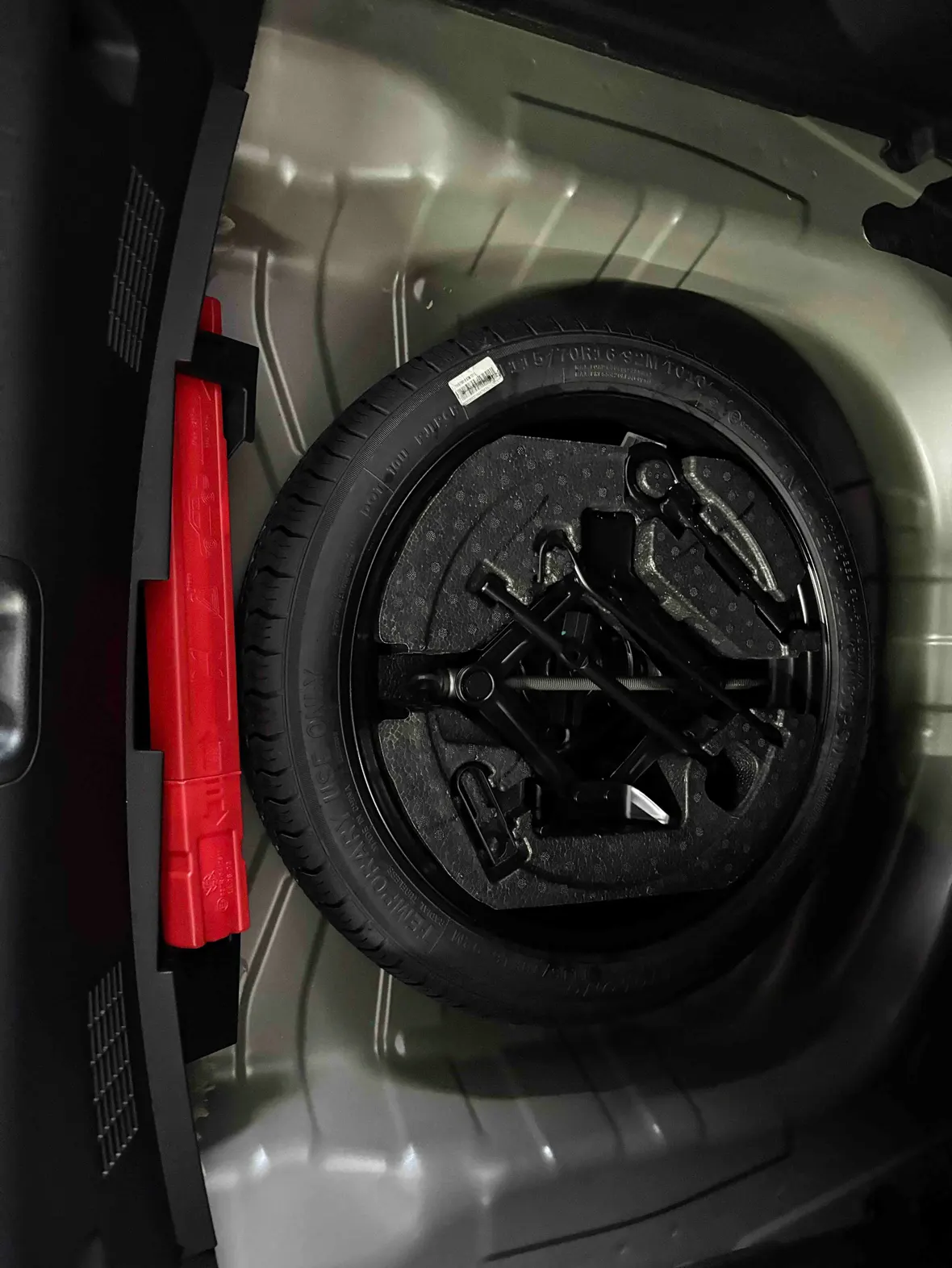 Geely Binray, 2026 20