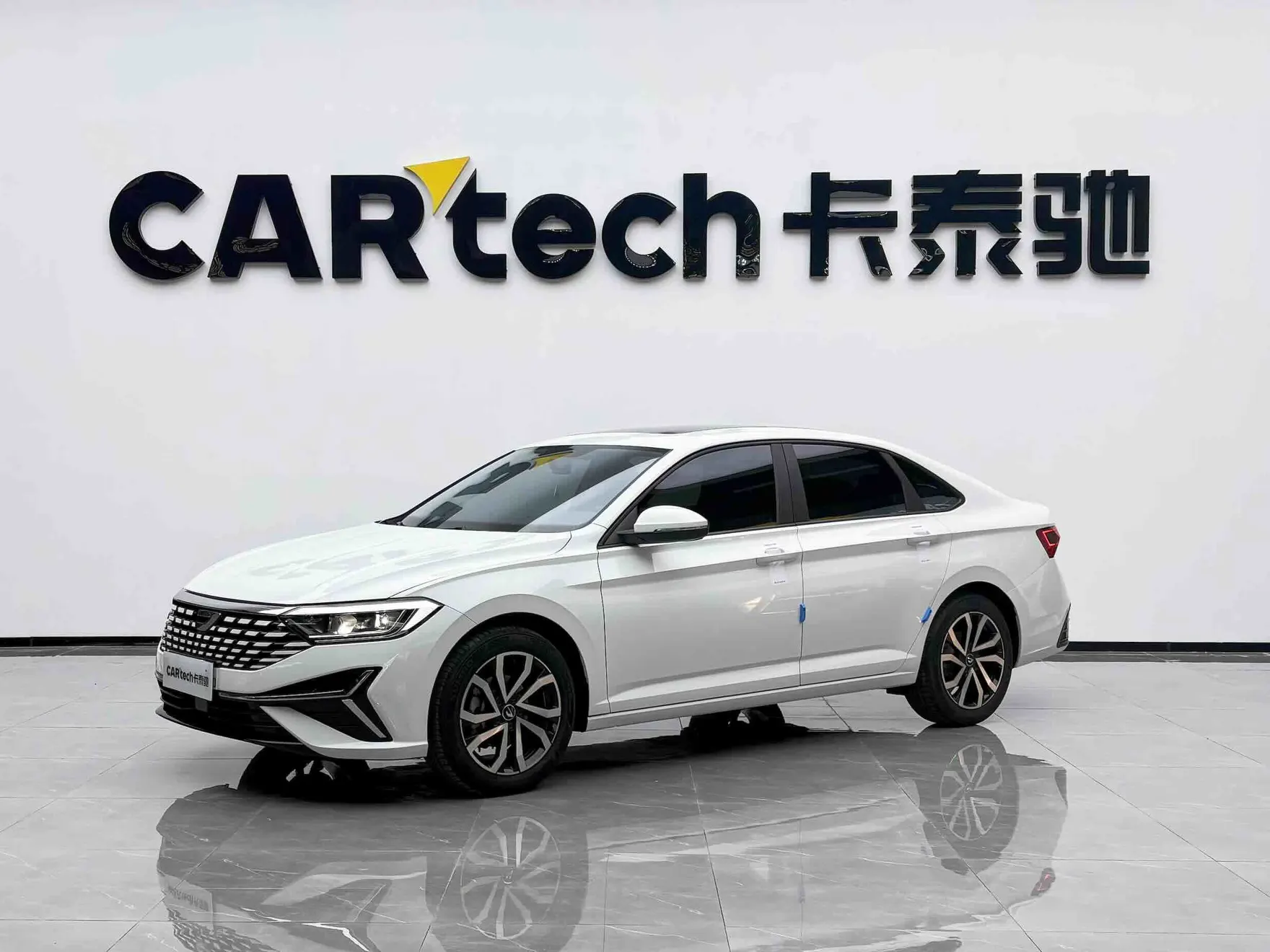 Jetta VA7, 2025 1
