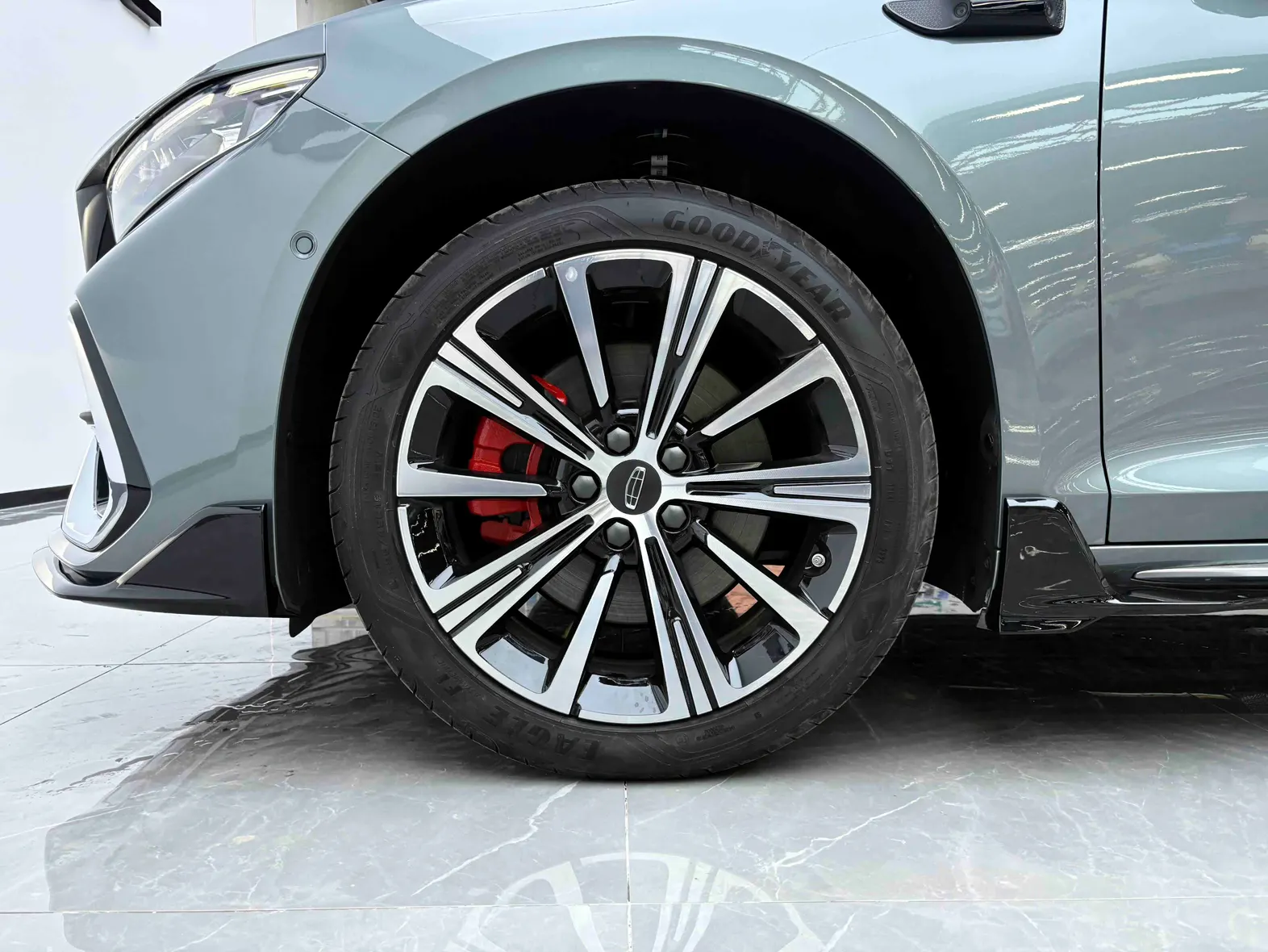 Geely Preface, 2025 10