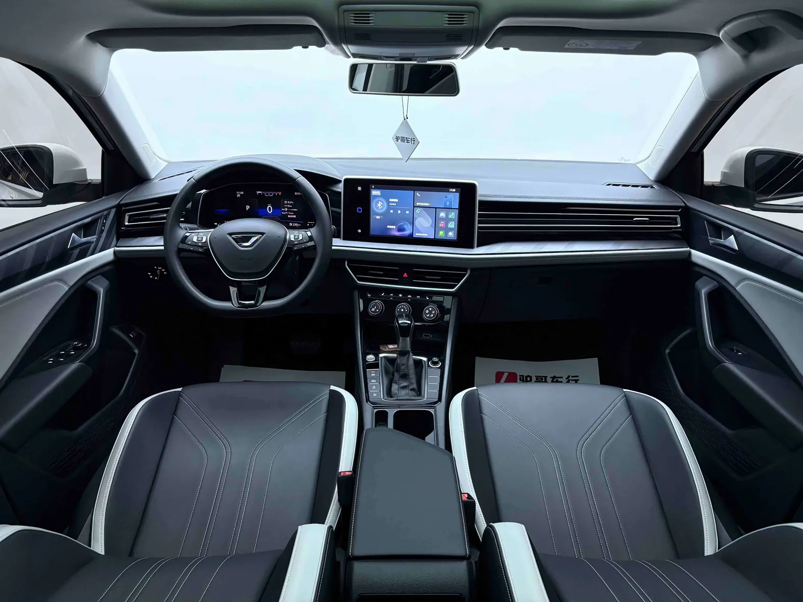 Jetta VA7, 2025 17