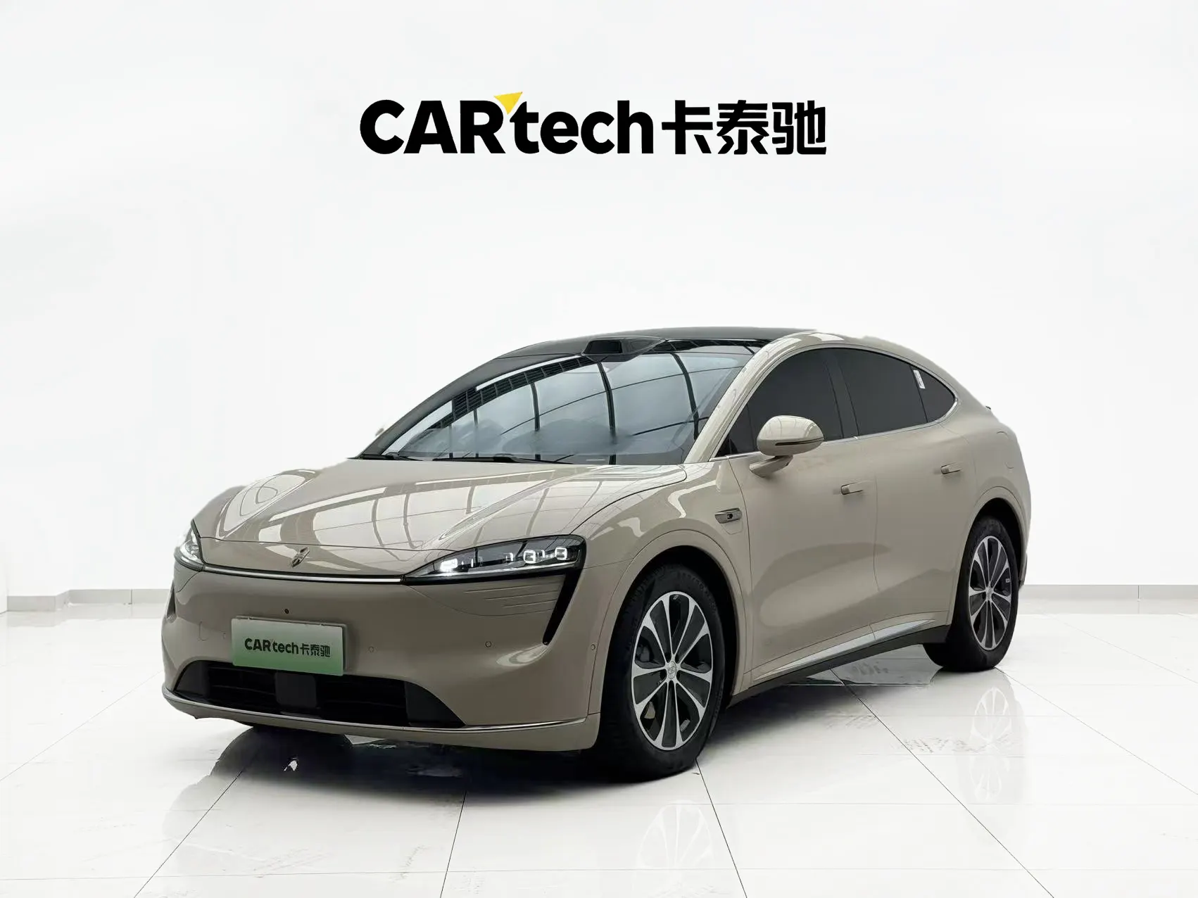 Luxeed R7