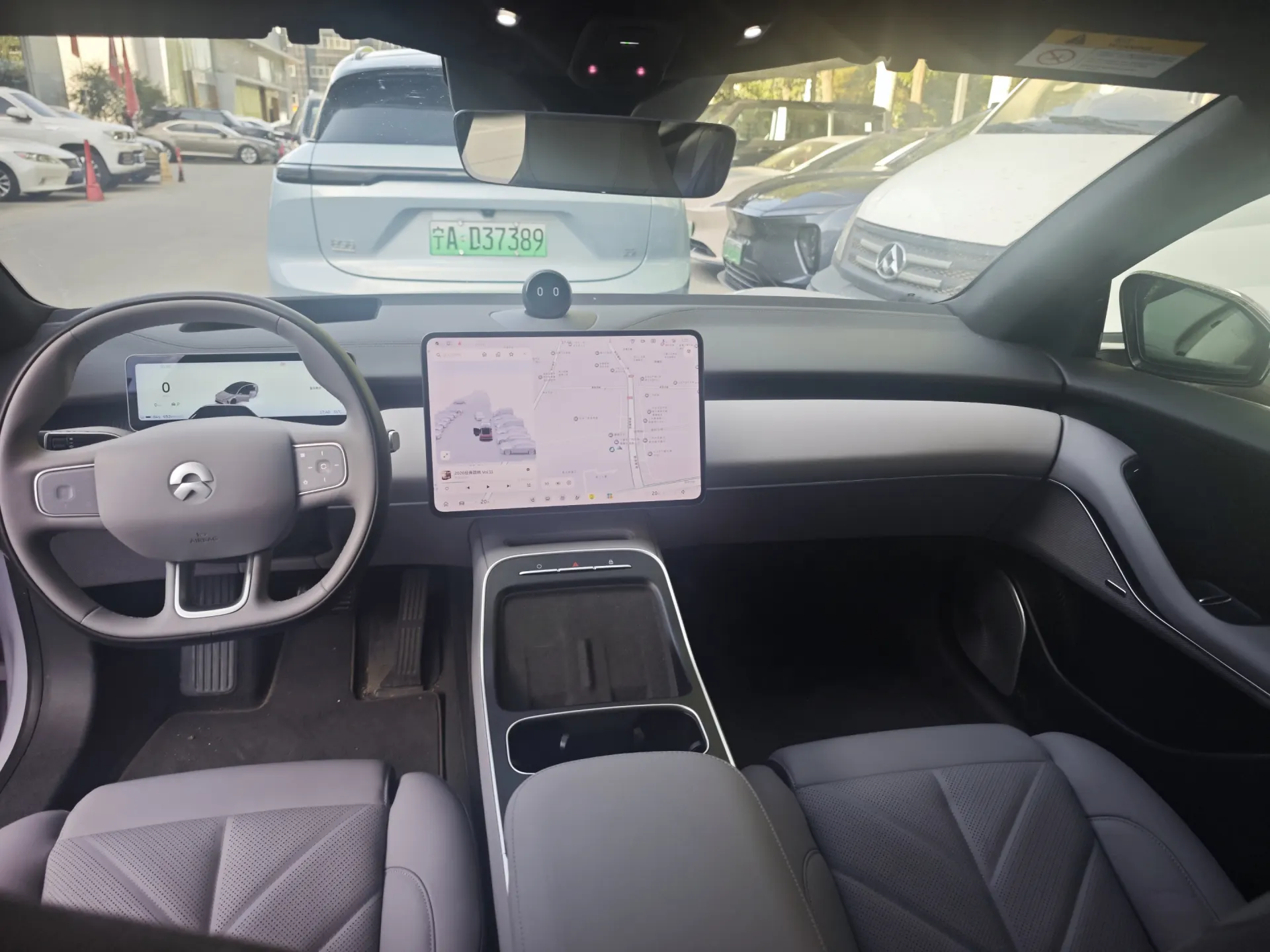NIO ET5