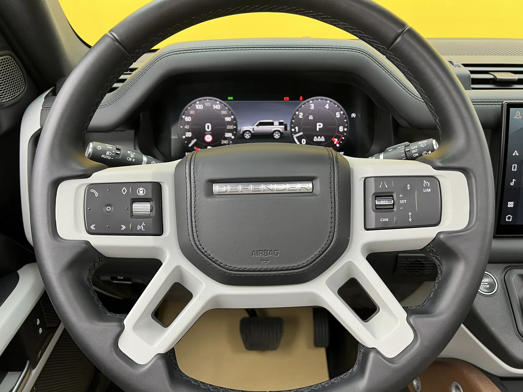 Land Rover Defender, 2023 40