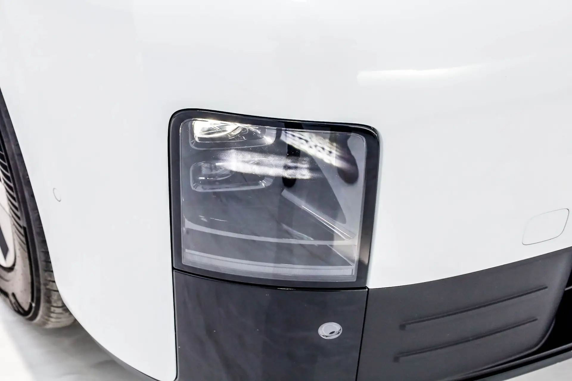 Li Auto MEGA, 2025 6