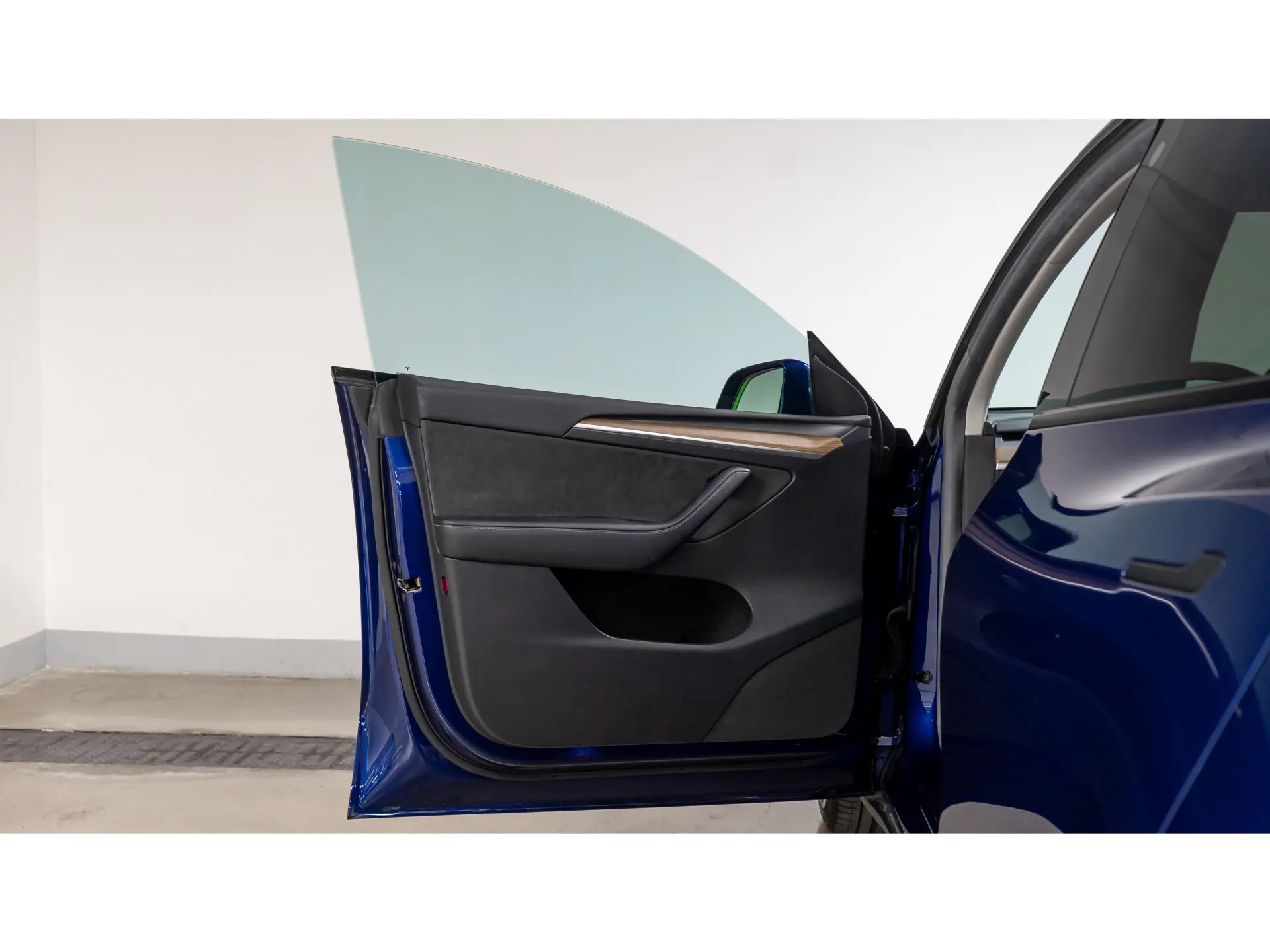 Tesla Model Y, 2022 12