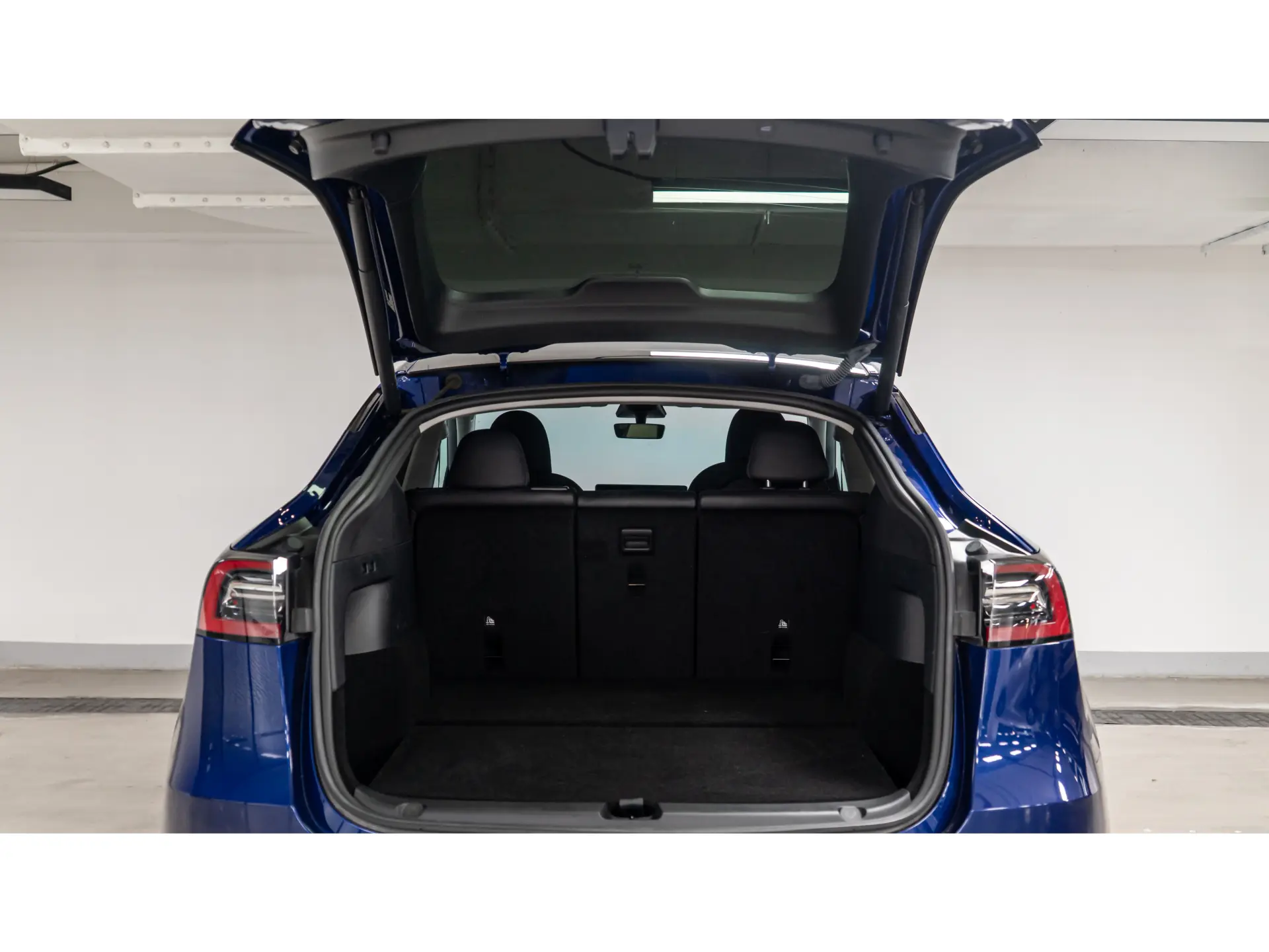 Tesla Model Y, 2022 2