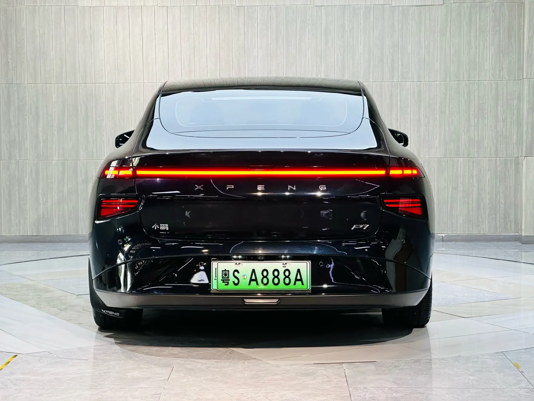 Xpeng P7, 2022 4