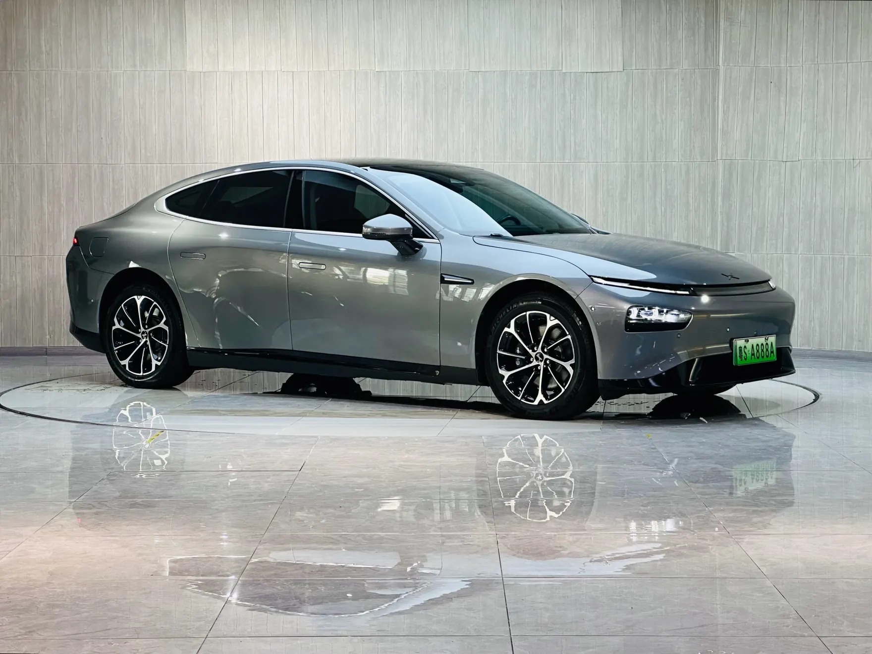 Xpeng P7, 2021 2